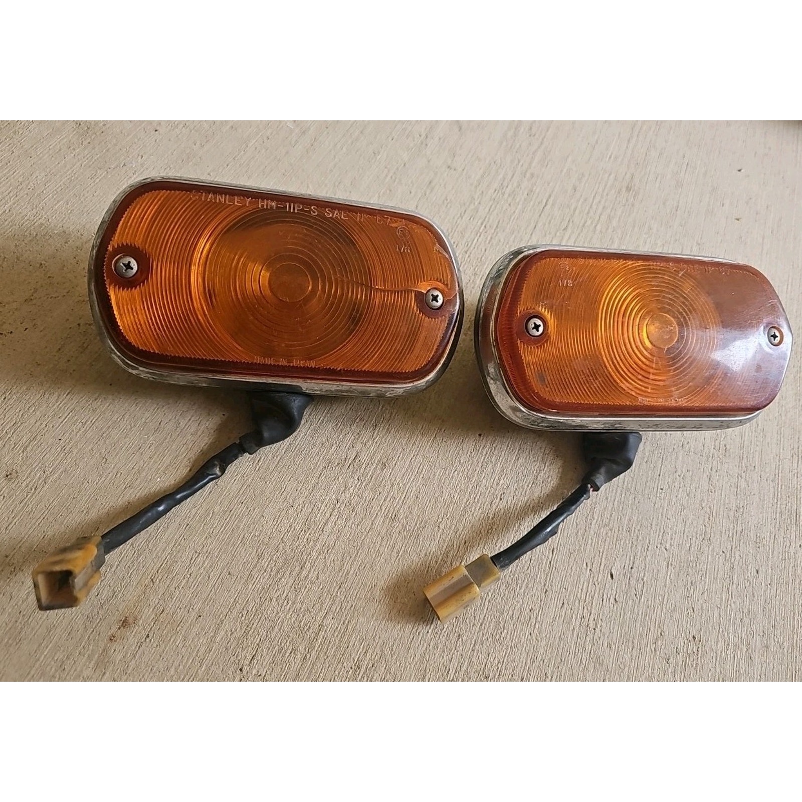 1975 Honda Civic CVCC Front Amber Signal Lights Stanley OEM JDM