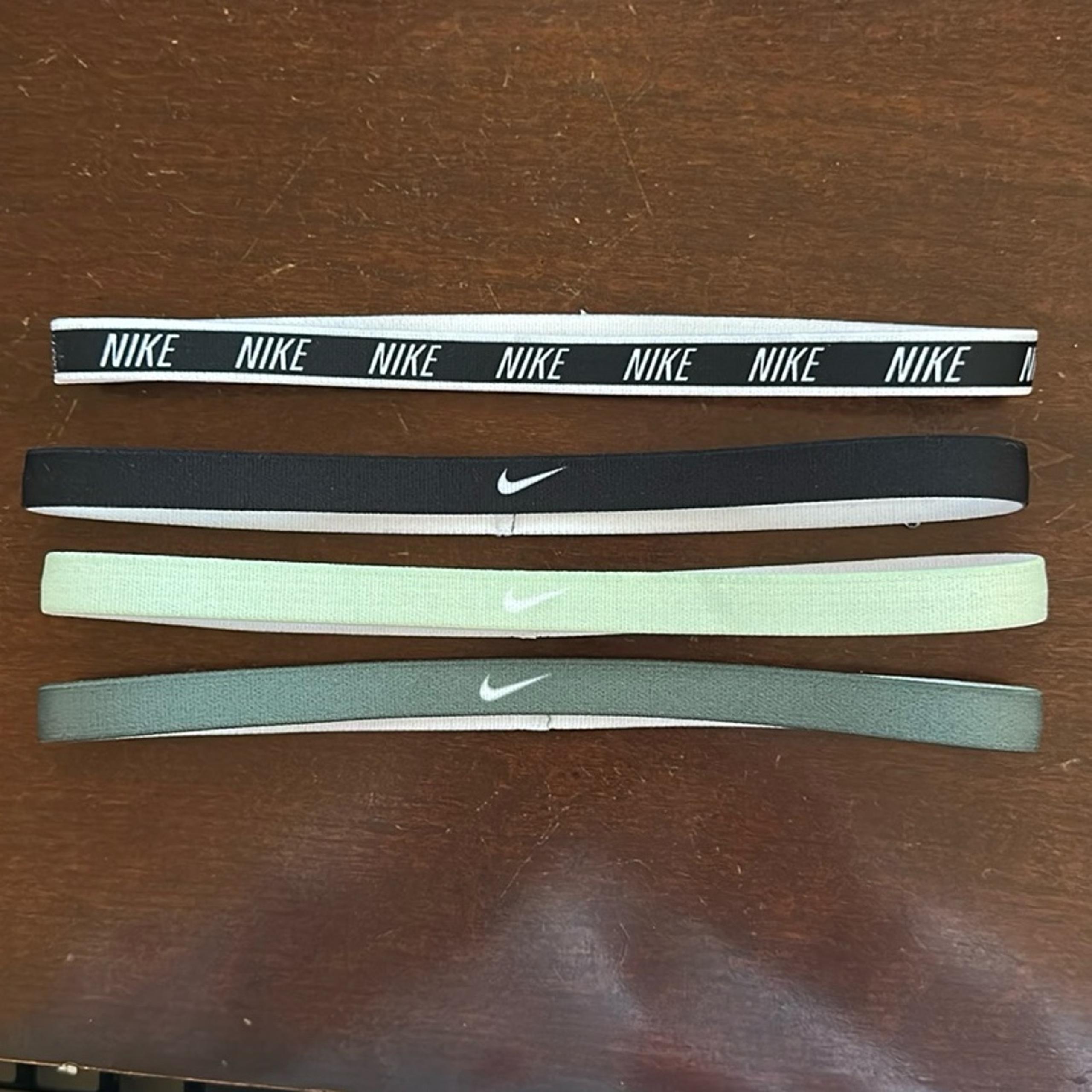 Set of 4 Nike Headbands - Black and Green - NWOT