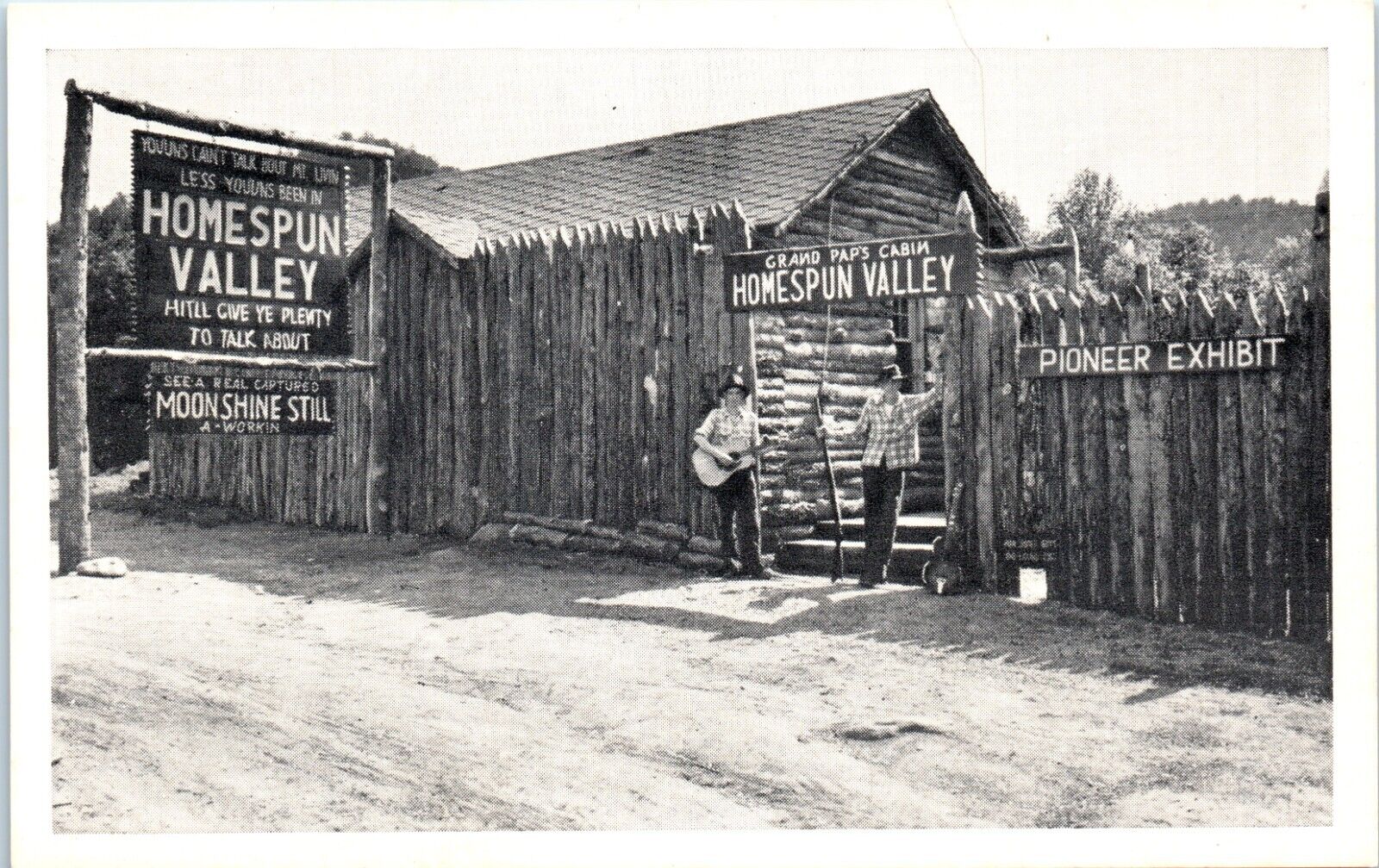 Vintage Postcard Homespun Valley Gatlinburg Tennesse pioneer museum