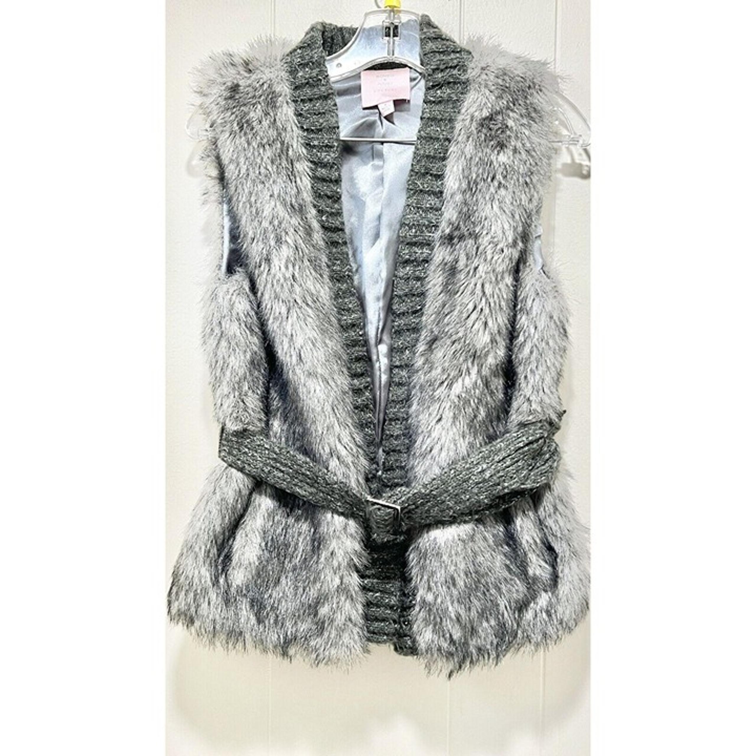 Romeo and Juliet Couture Faux Fur Vest Jacket Gray With Belt Size M