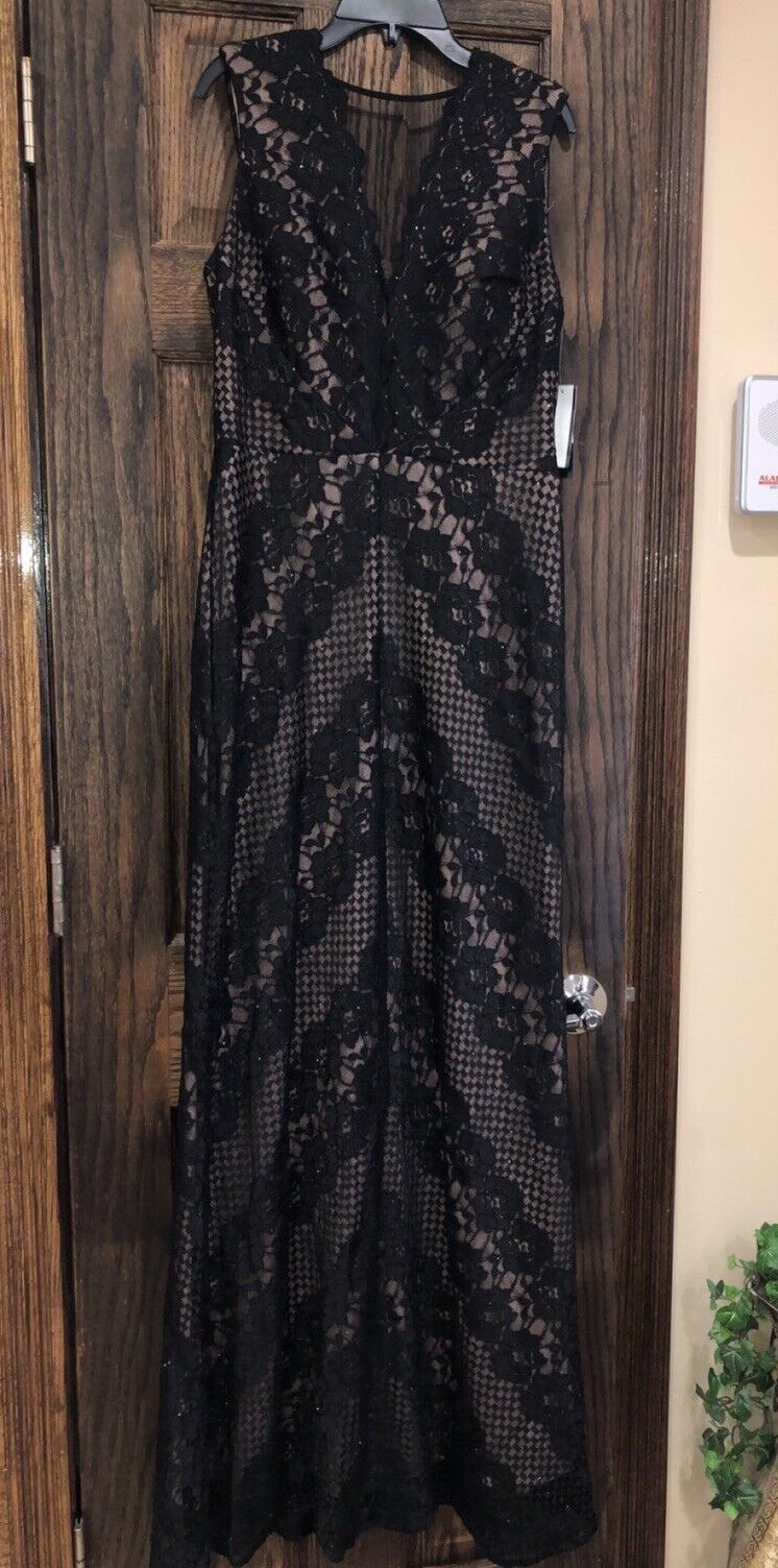 Women’s Formal Dresses Size 10 Black Lace Glitter & Nude Evening Gowns Prom NEW