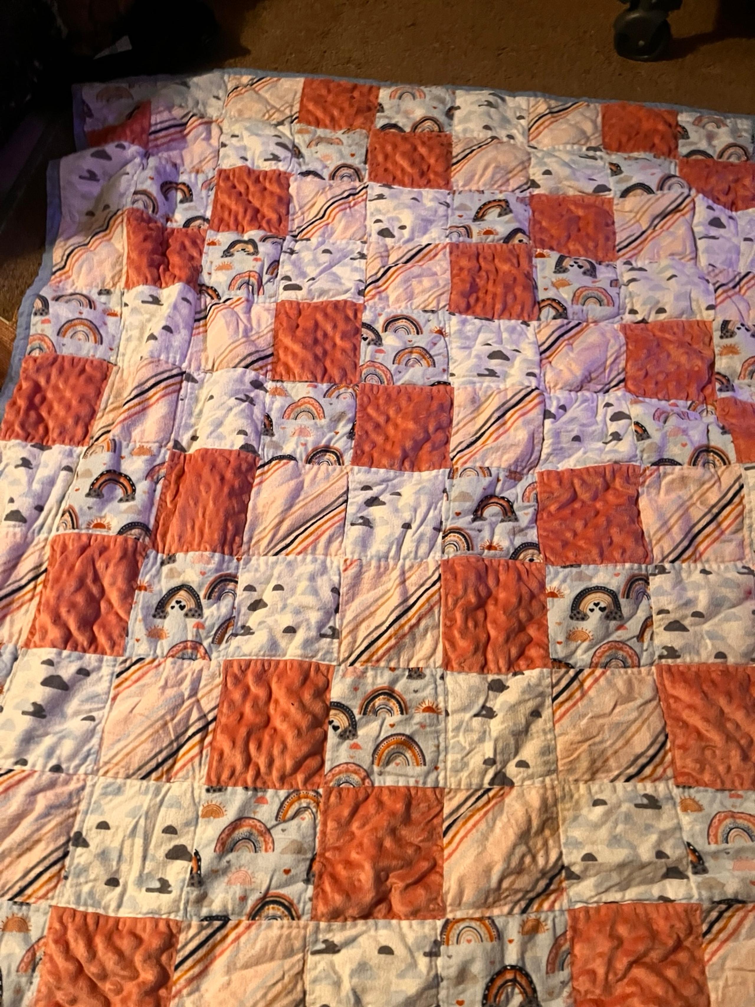 Baby quilt plush pink and rainbow patch design toddler size. Girl adorable