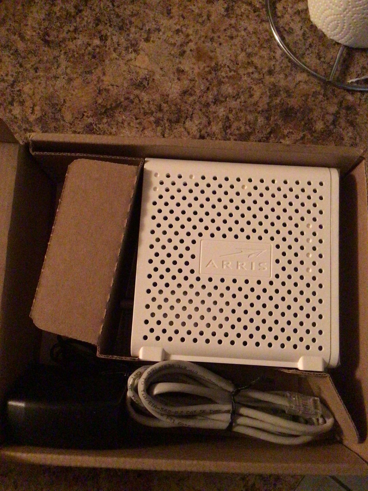 All white arris refurbished surfboard cable modem
