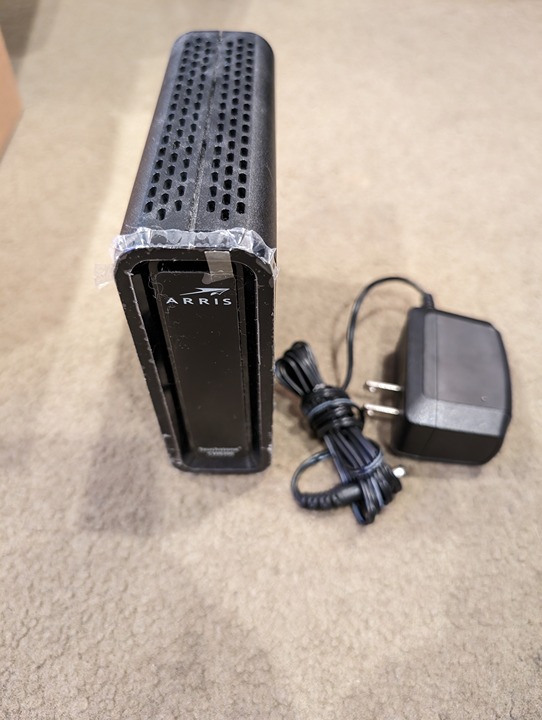 Arris TouchStone CM8200A