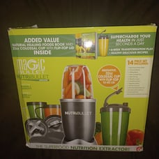 NutriBullet Deluxe - 14 Piece Set NEW Open Box