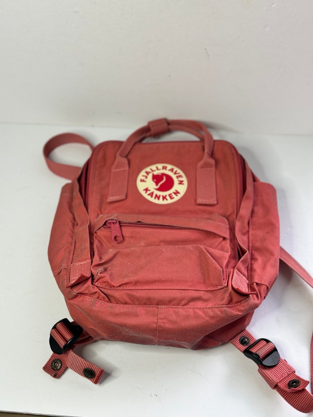 Fjallraven Kanken Small Backpack Pink
