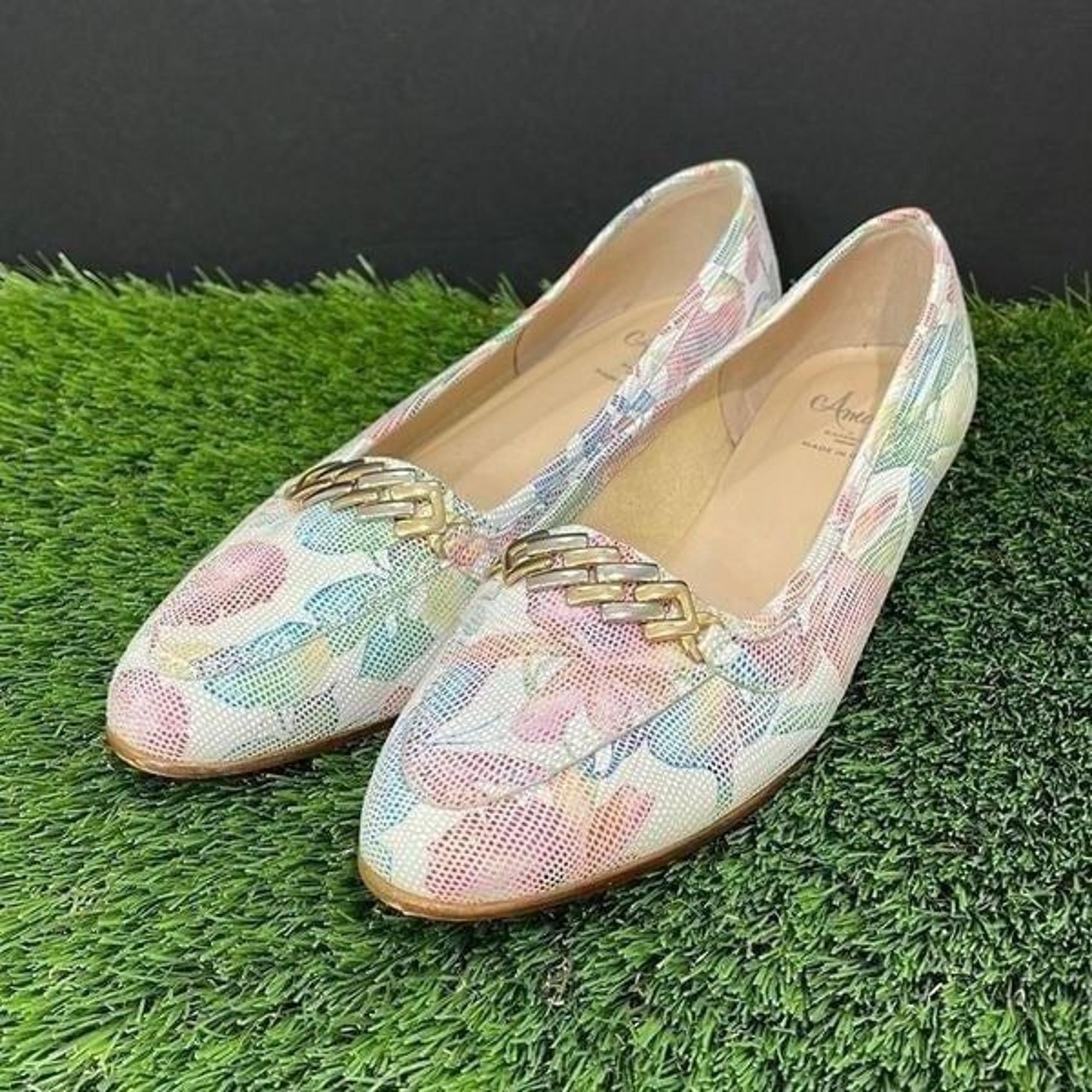 Amalfi Oste Floral Loafer with Gold Hardware