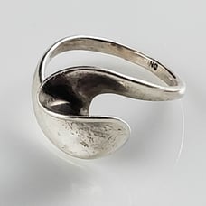1950s Vintage Modernist Sterling Ring