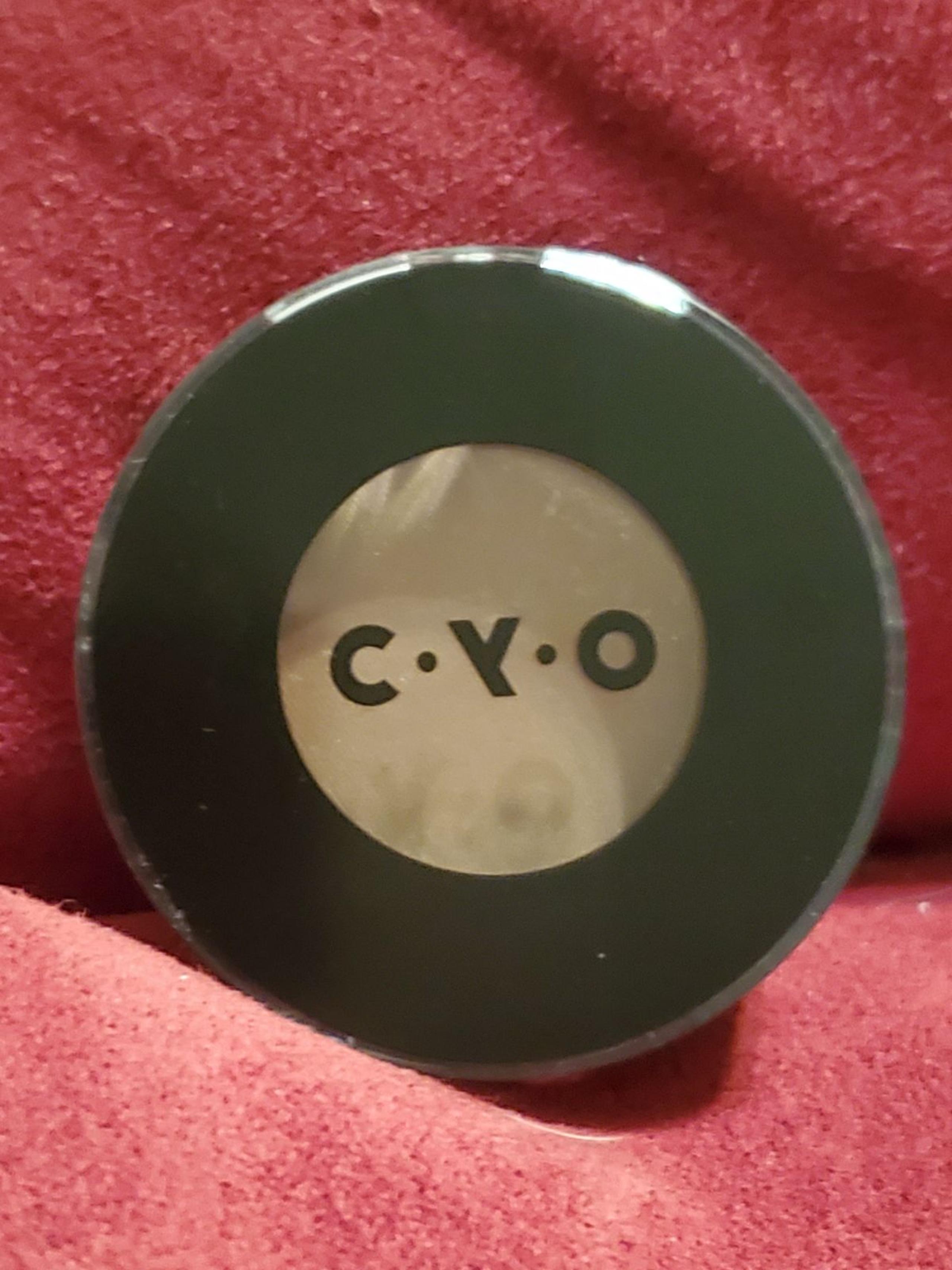 CYO eye shadow DEEP THOUGHT
