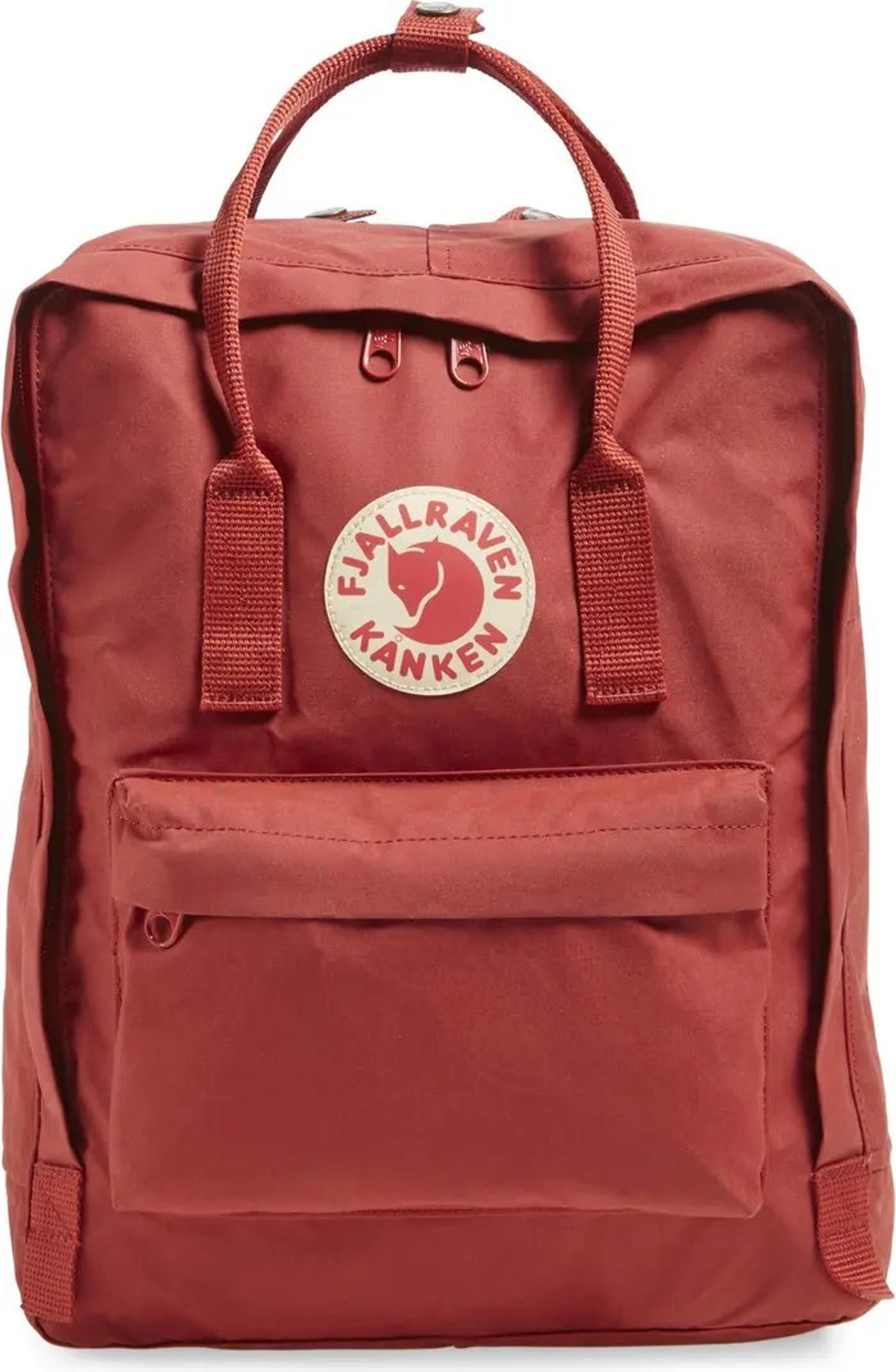 FJÄLLRÄVEN Kånken Water Resistant Backpack
