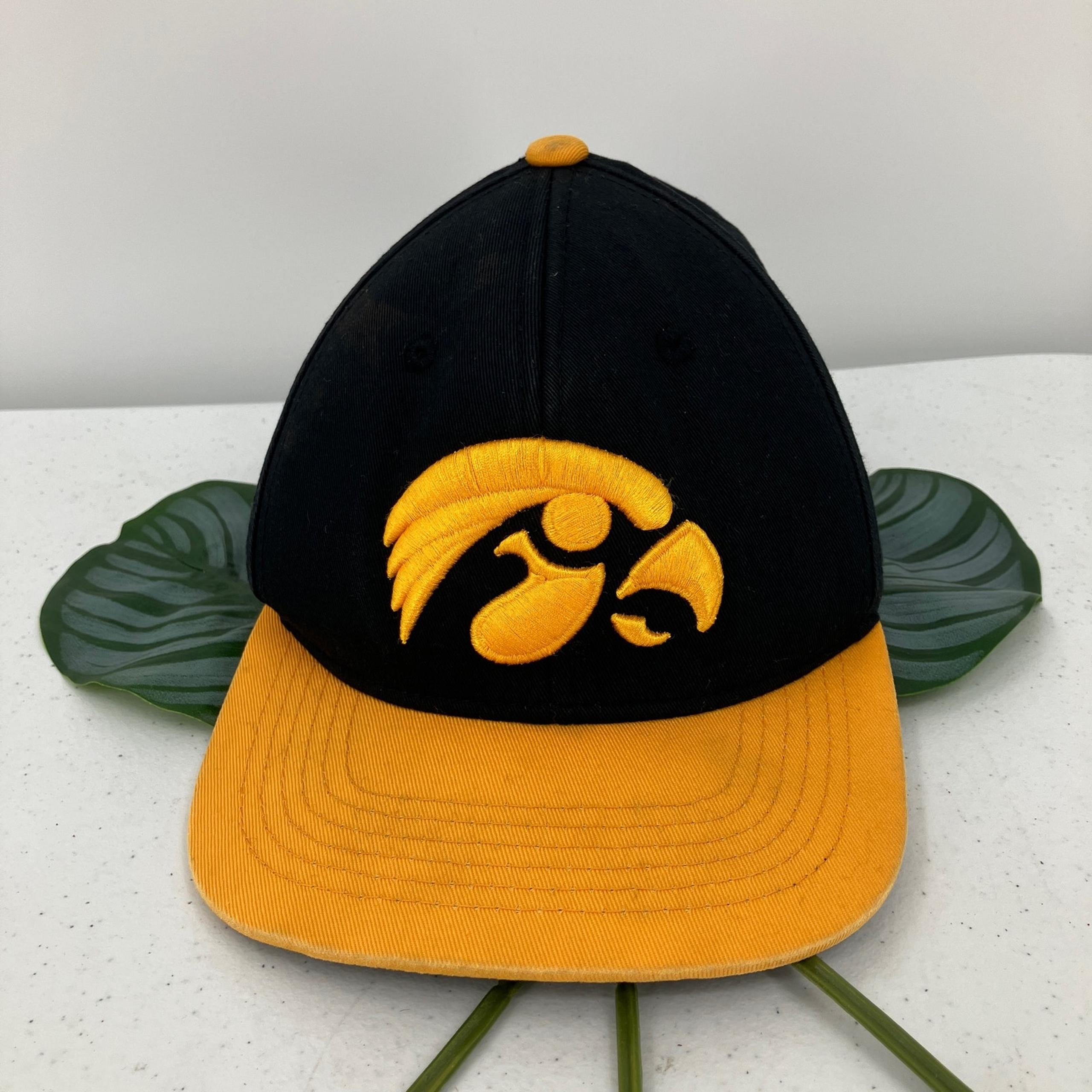 Top Of The World Black Iowa Hawkeye University Snap Back Flat Bill Youth Hat Cap