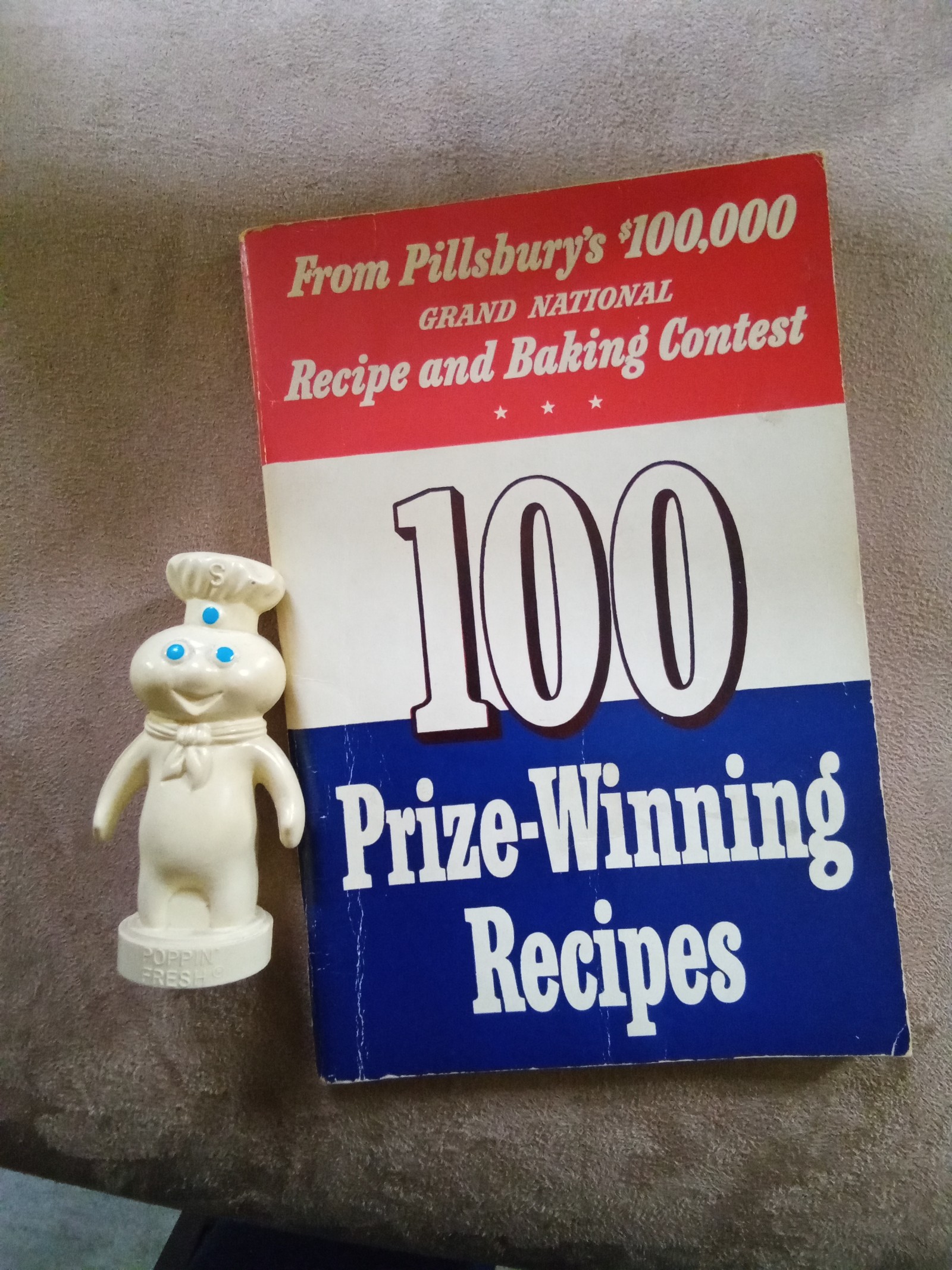 RARE PILLSBURY COOKBOOK PRIZE RECIPES 1ST EDITION 1950 + DOUGH BOY FIGURINE 1974