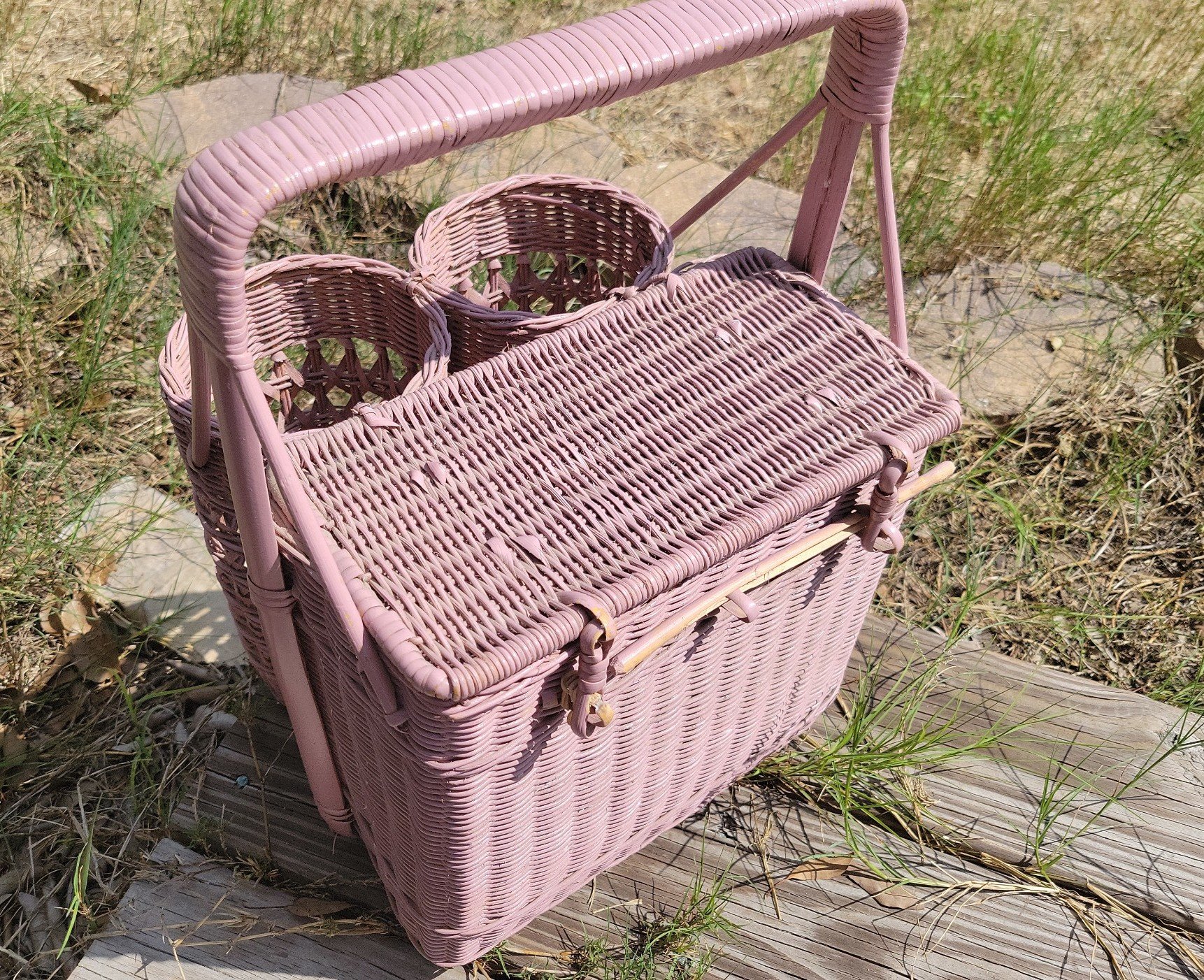 Vintage Wine And Bread Wicker Basket