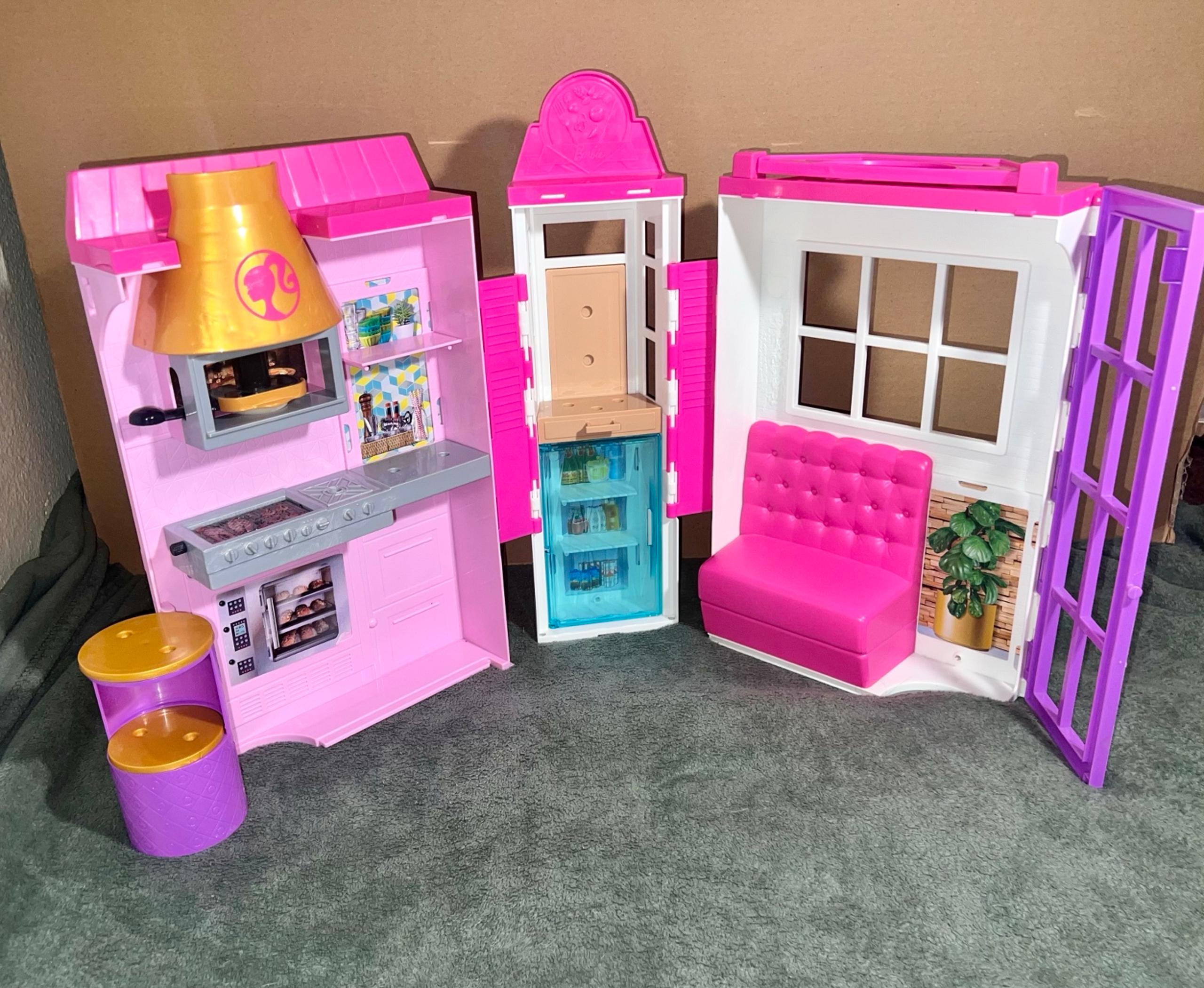 Barbie Cook ‘n Grill Restaurant Playset - Pizza Oven & Grill Dollhouse Fold-Up