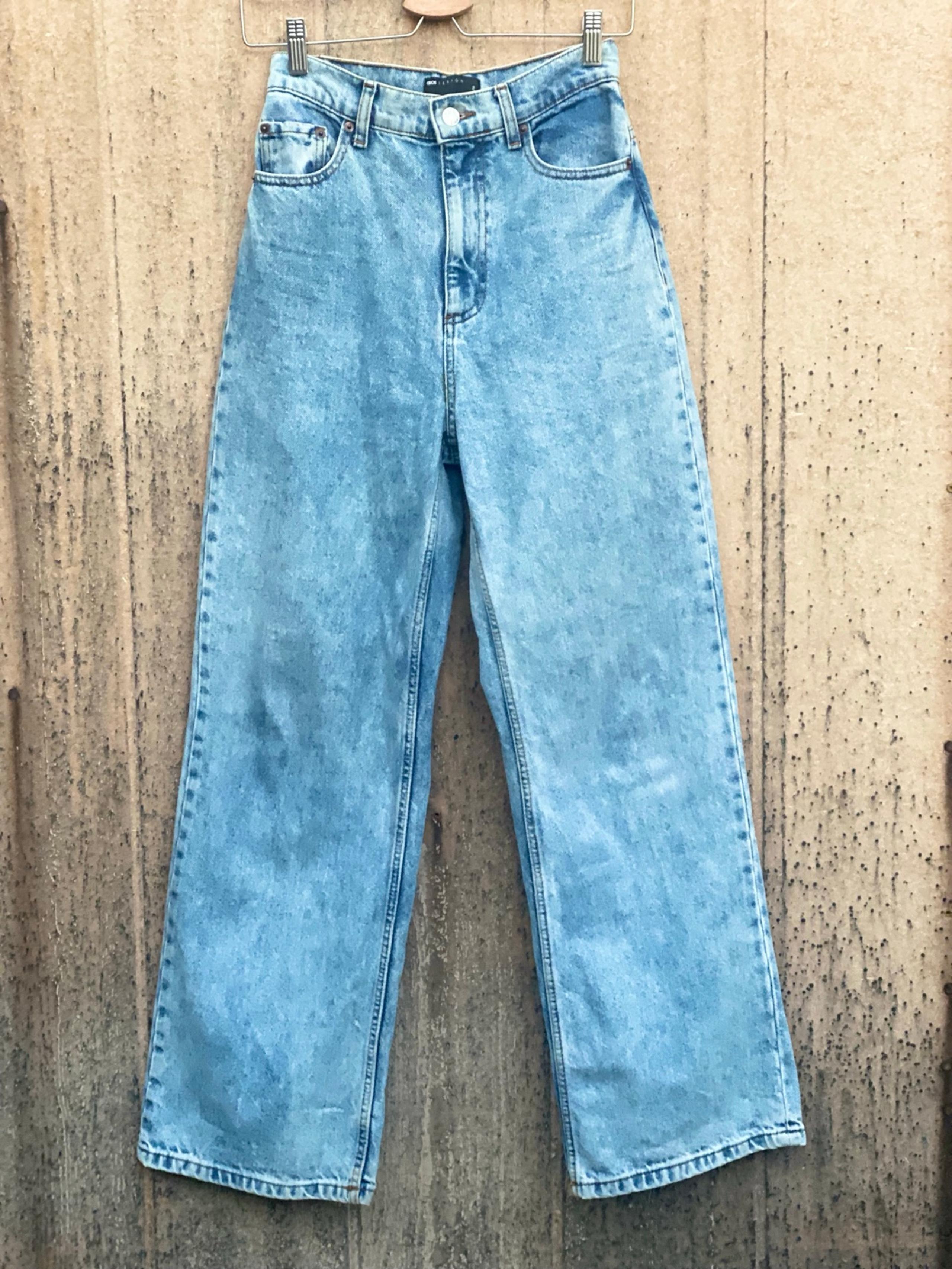 ASOS Design Straight Leg Jeans – 25W/32L