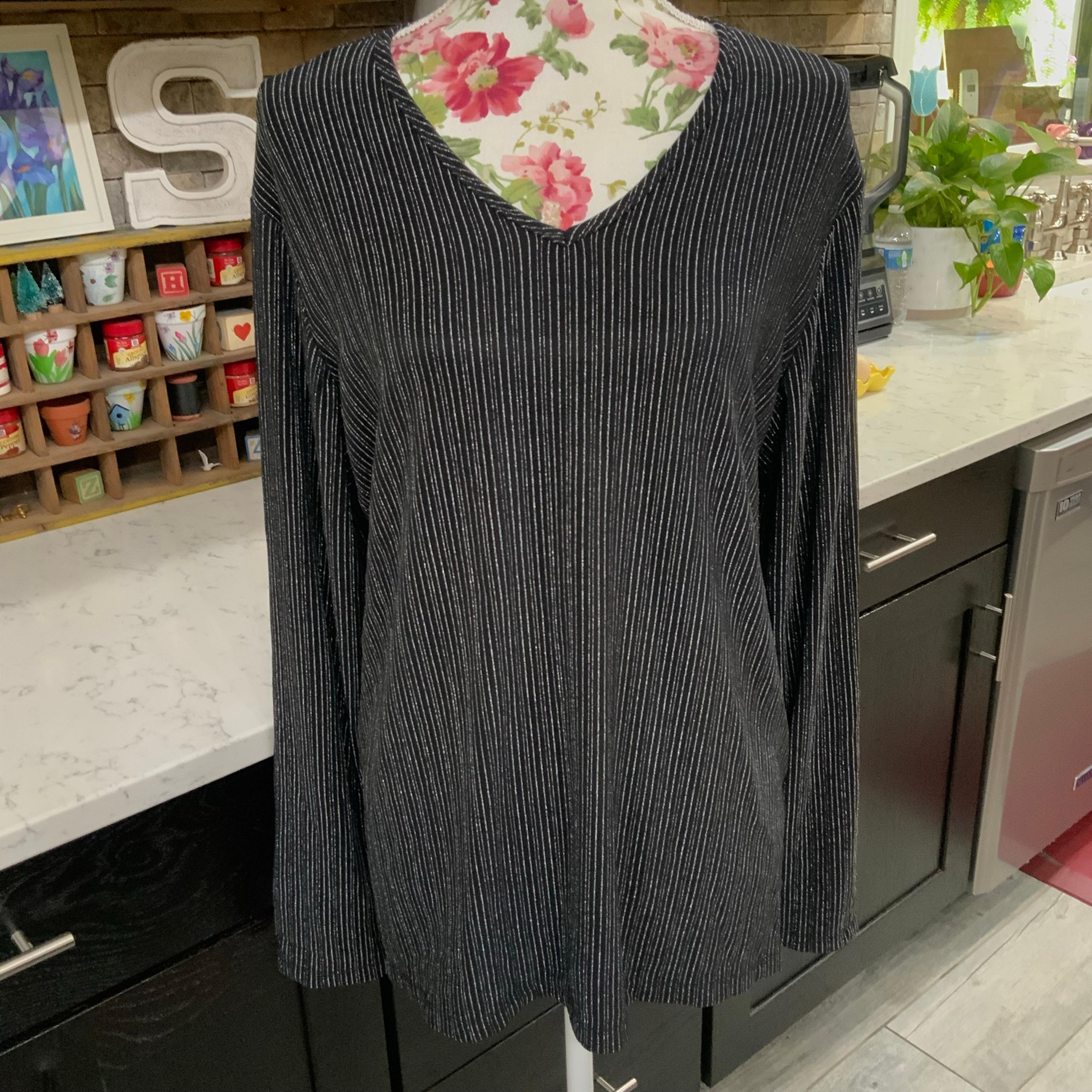 Susan Graver Liquid Knit Sz Large Blouse Black Silver Metallic Long Sleeve USA