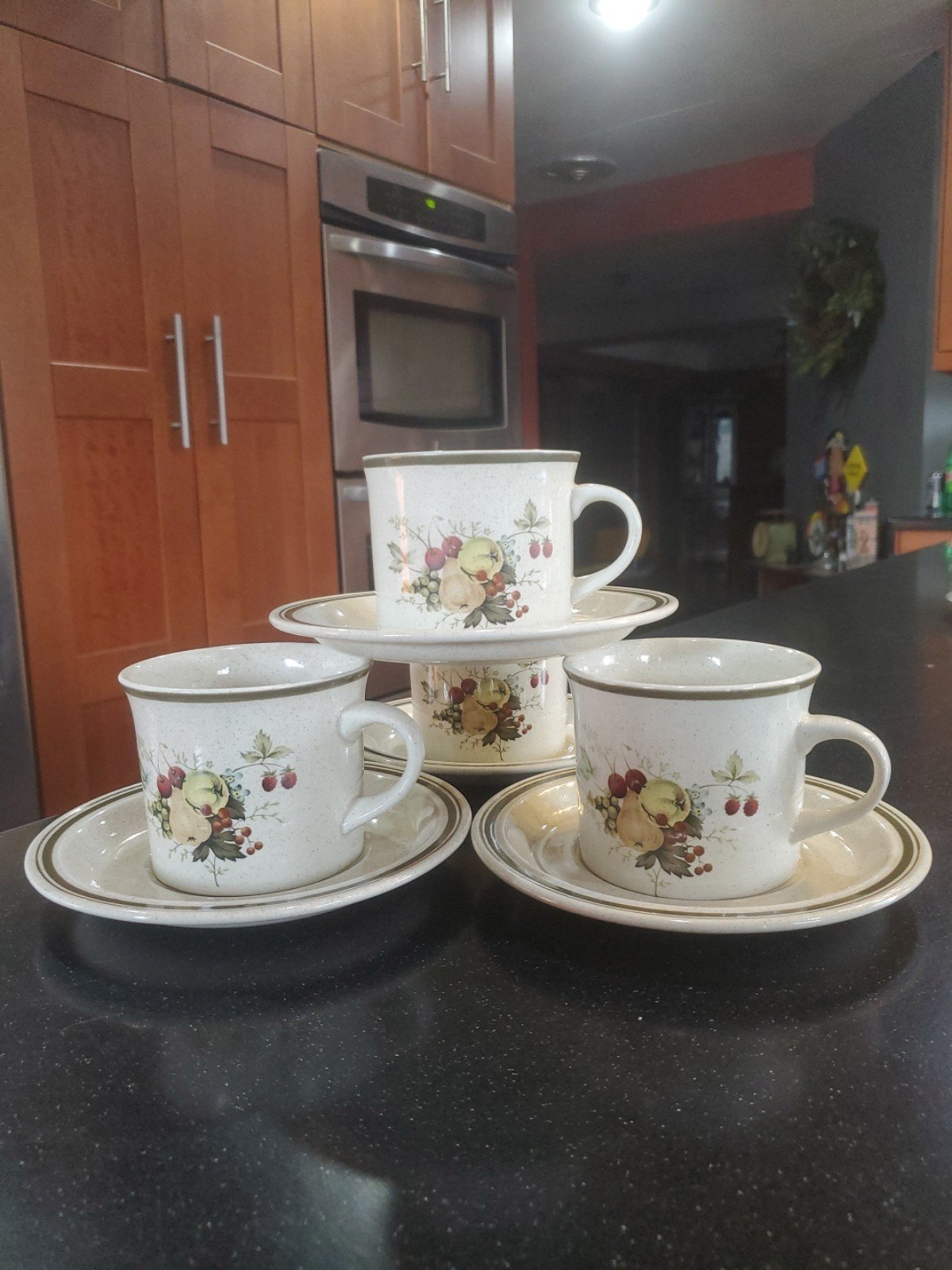 Four Royal Doulton Lambethware Cornwall LS1015 Coffee Cup/Mug and Saucers