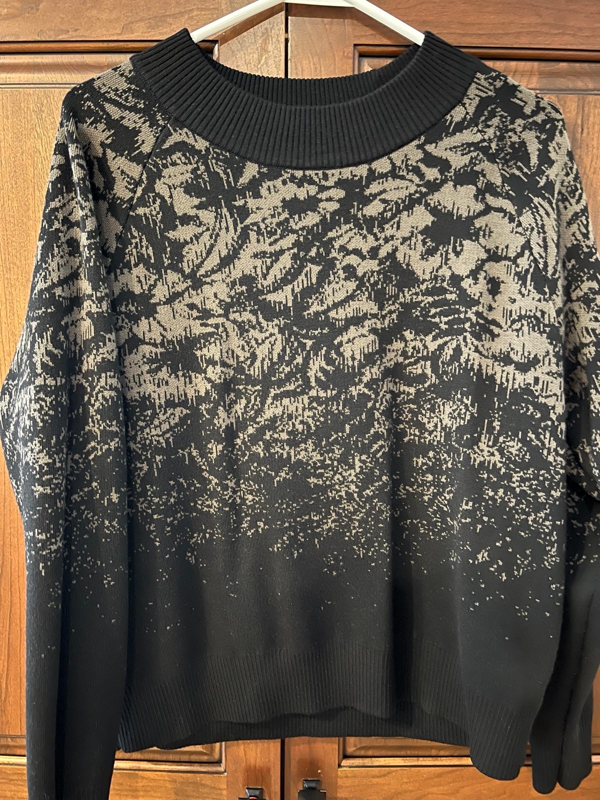 Athleta sweater