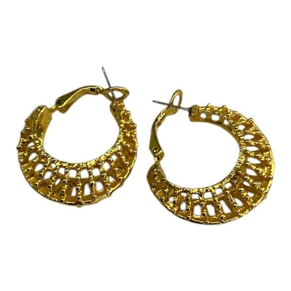 Gold Tone Filigree 3D Hoop Earrings
