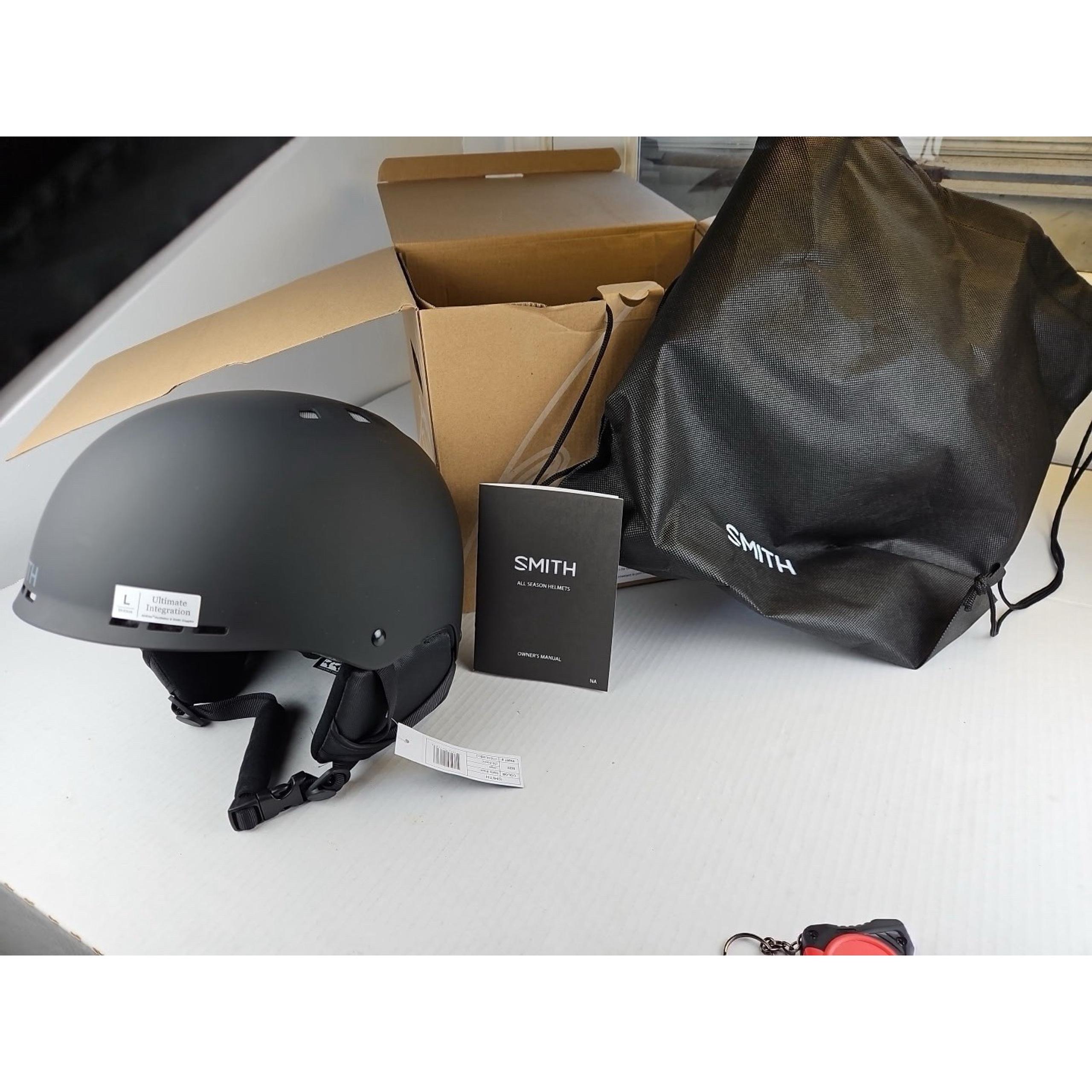 Smith Holt Snowboarding Helmet Adult Large Brand New With Bombshell Construction