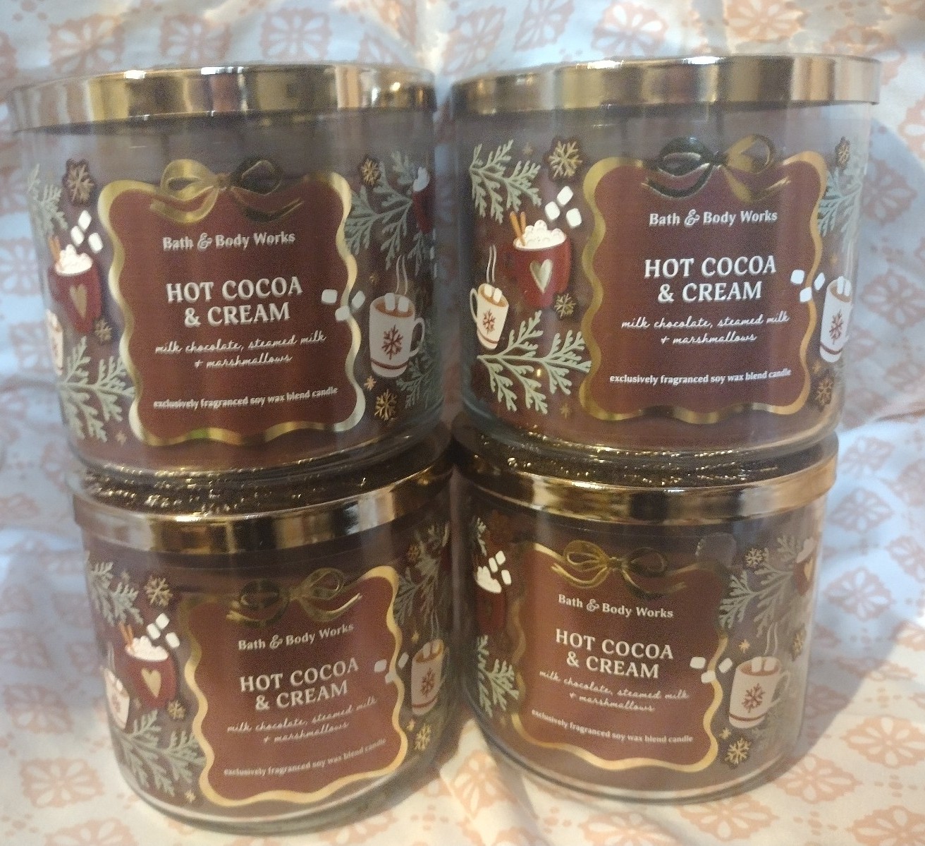Bath and Body works 3 wick candle bundle hot cocoa & cream x4