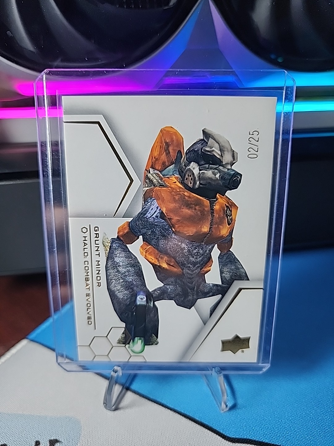 2023 Halo Legacy Collection Grunt Minor /25 Zealot Parallel Halo CE