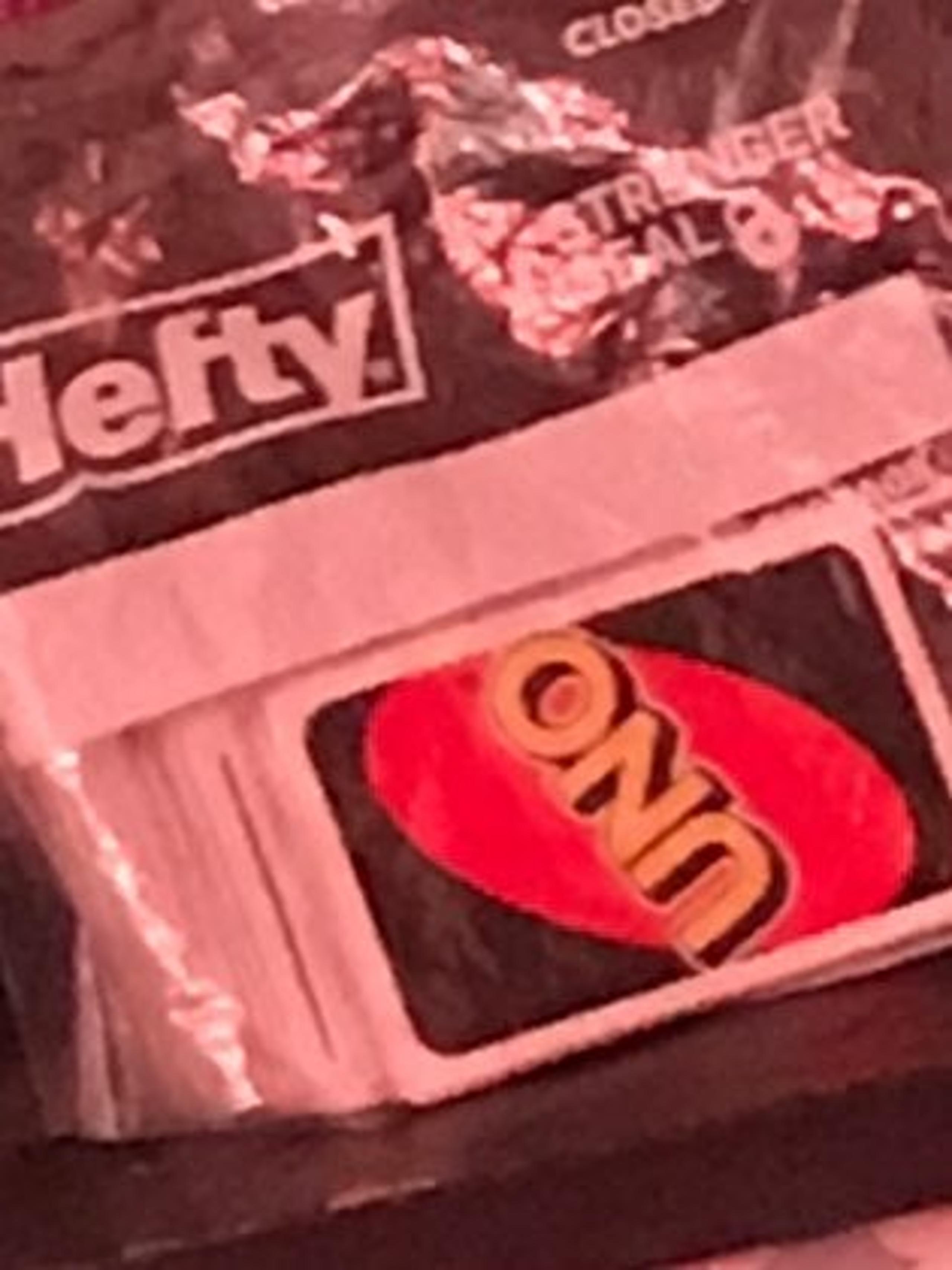 Uno cards