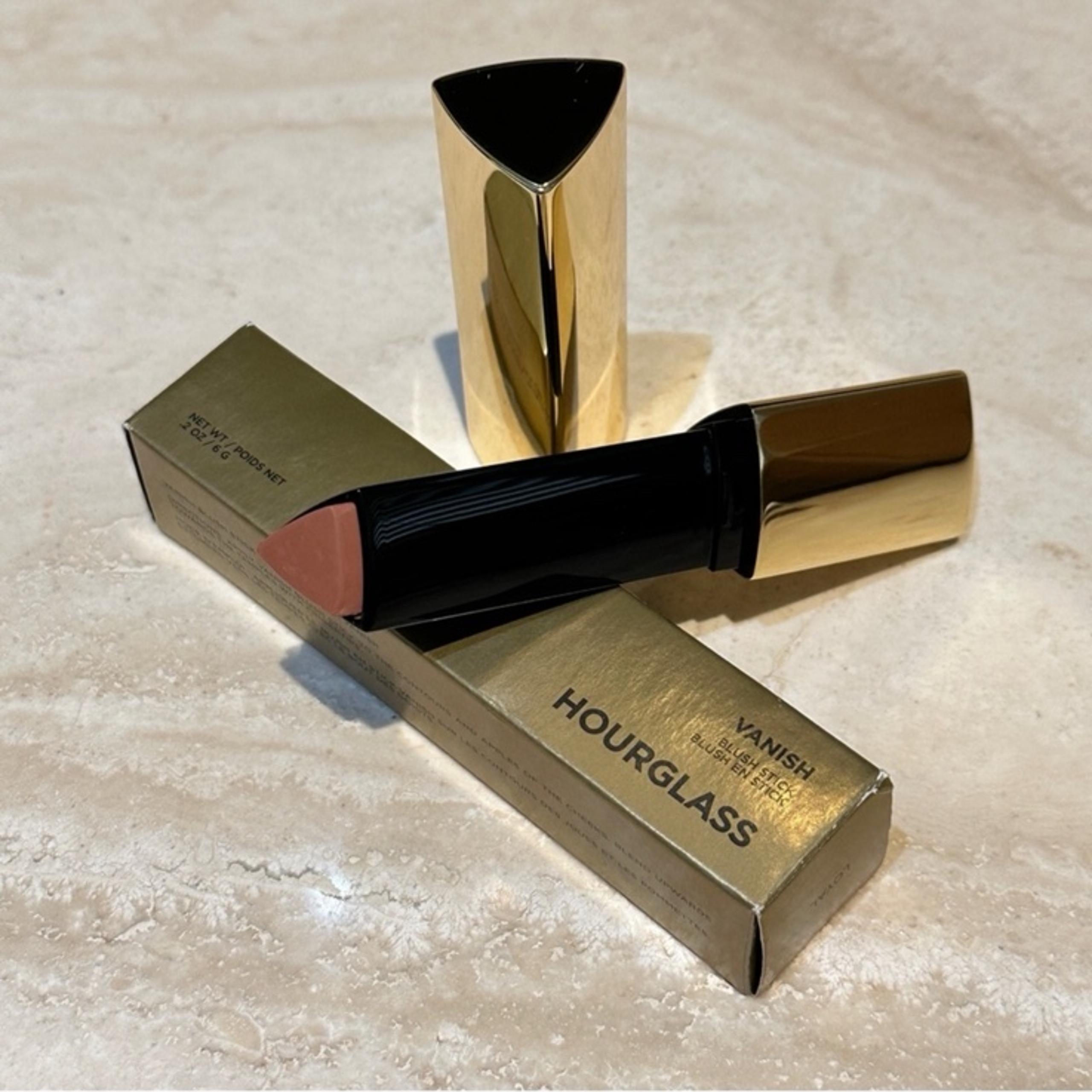 Hourglass Vanish Blush Stick - Loyal (Rosewood)