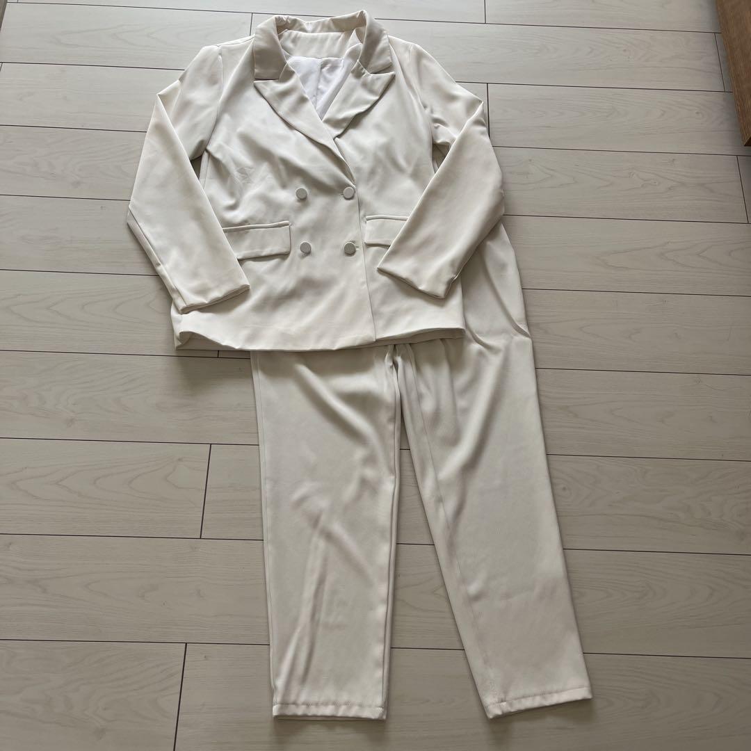 Ivory Double-Breasted Pants Suit