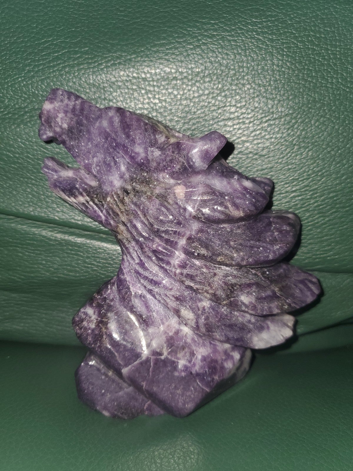 Lepidolite wolf head w/ gift