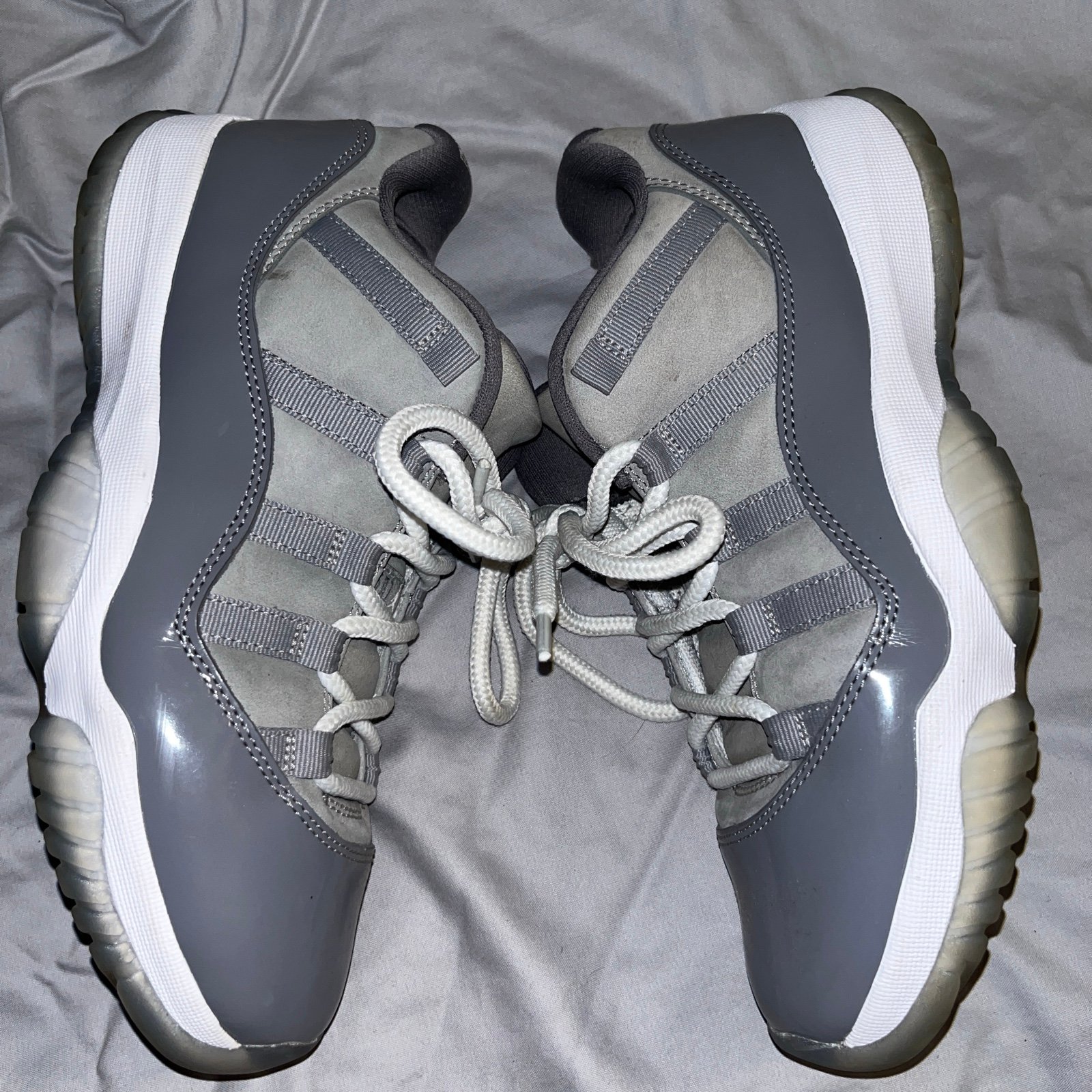 NIKE AIR JORDAN 11 RETRO LOW COMFORT COOL GREY voor €135,00