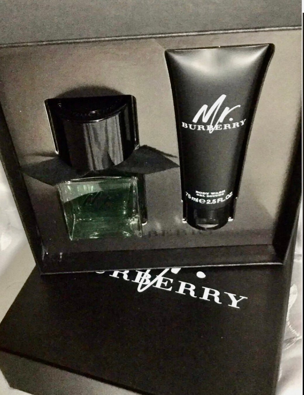 MR BURBERRY EAU DE COLOGNE, 2 PIECE SET; SEALED + BEAUTY GIFTS