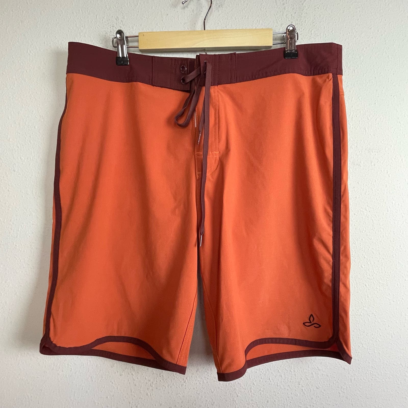 Prana High Seas Board Shorts UPF 50+ Orange Maroon Contrast Trim Size 36