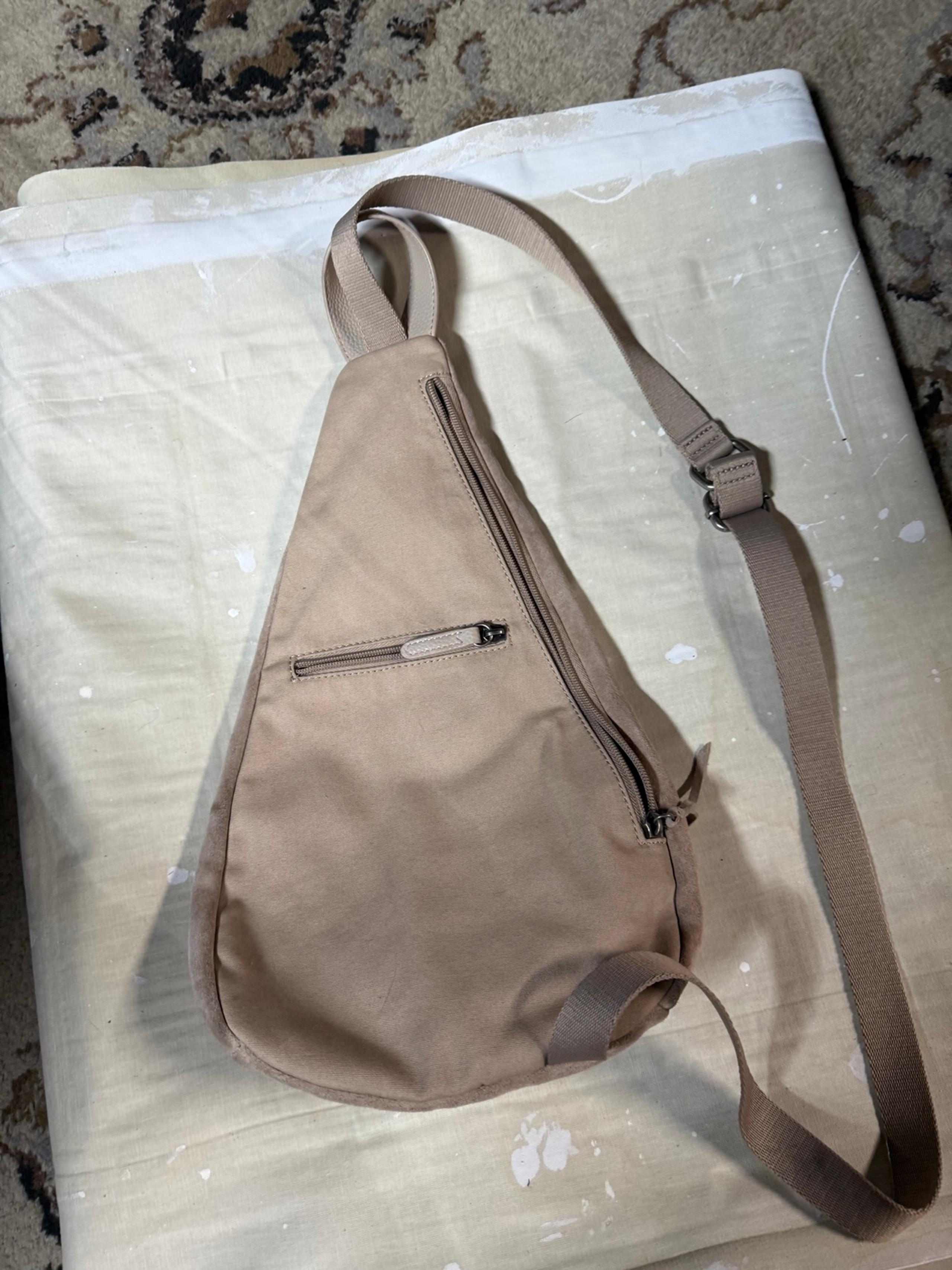 The sac sling bag