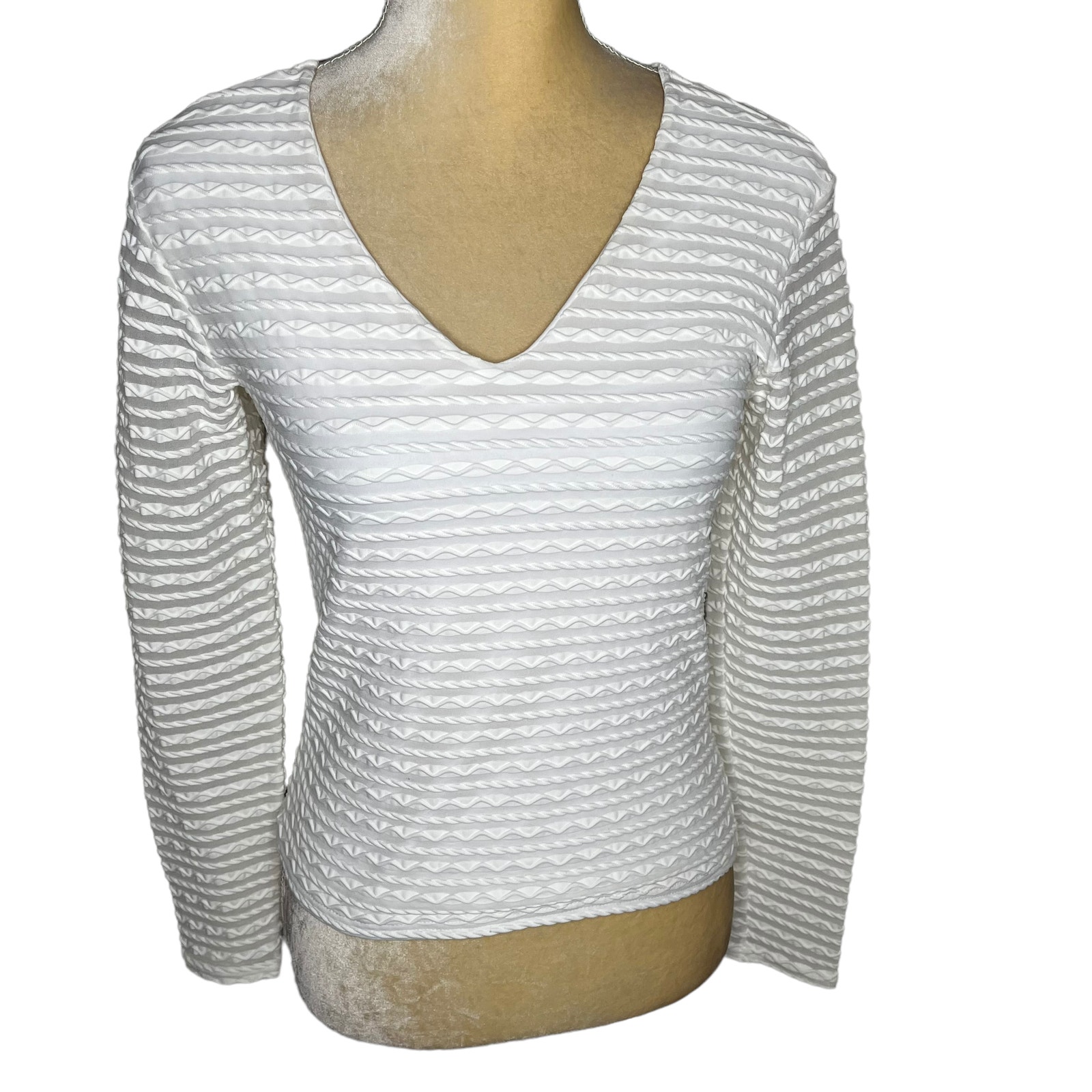 Rayure Paris White Striped Texture V-Neck Top Size 1 Small Made in France A7-37