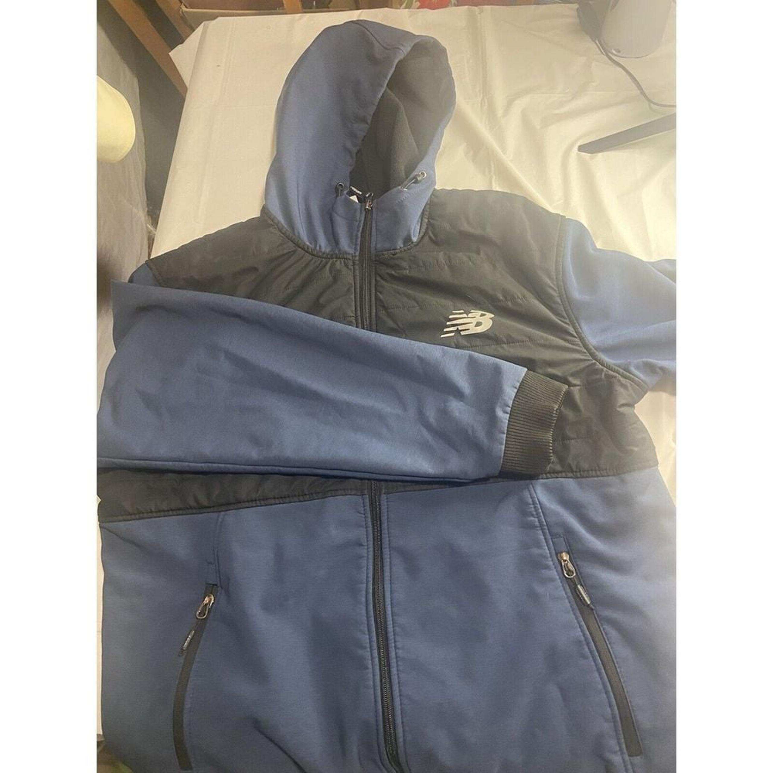 Men's New Balance Hooded Full Zip Light Weight Soft Shell-Size XL-Excellent Cond