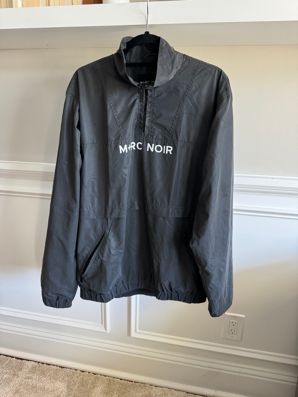 Men’s Windbreaker