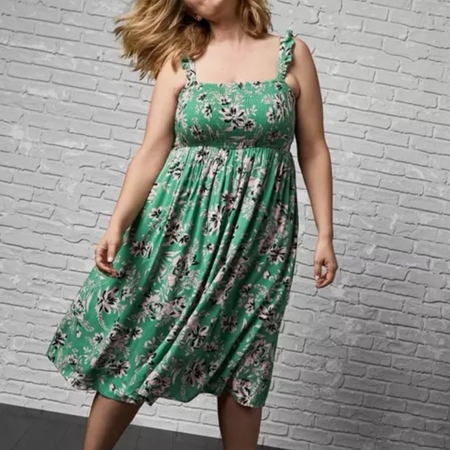 Torrid Floral Green Midi Challis Smocked Tiered Dress Size 2