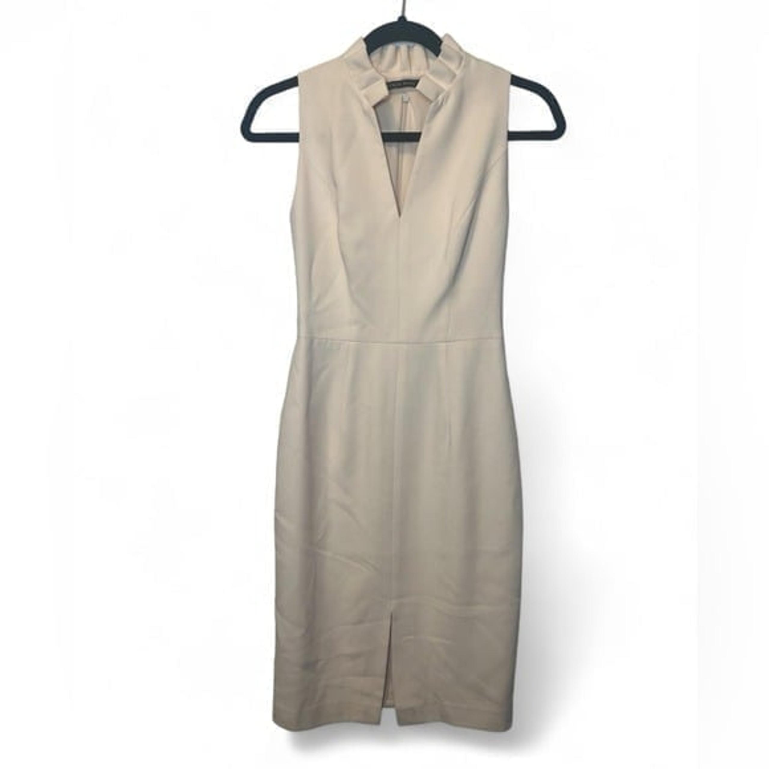 Black Halo Women 2 Light Peach / Neutral / Flesh V-Neck Knee Length Sheath Dress