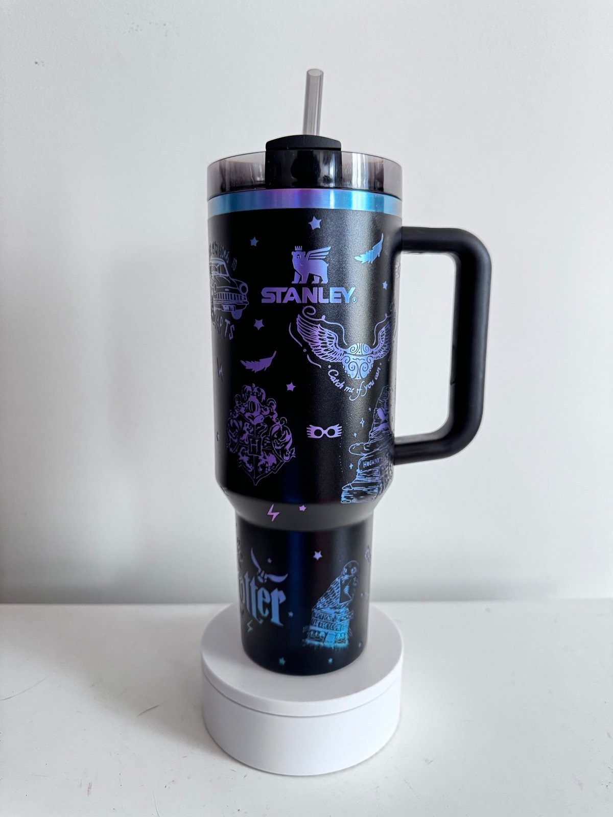 Custom engraved Harry Potter or Hello Kitty Stanley 30oz black Chroma