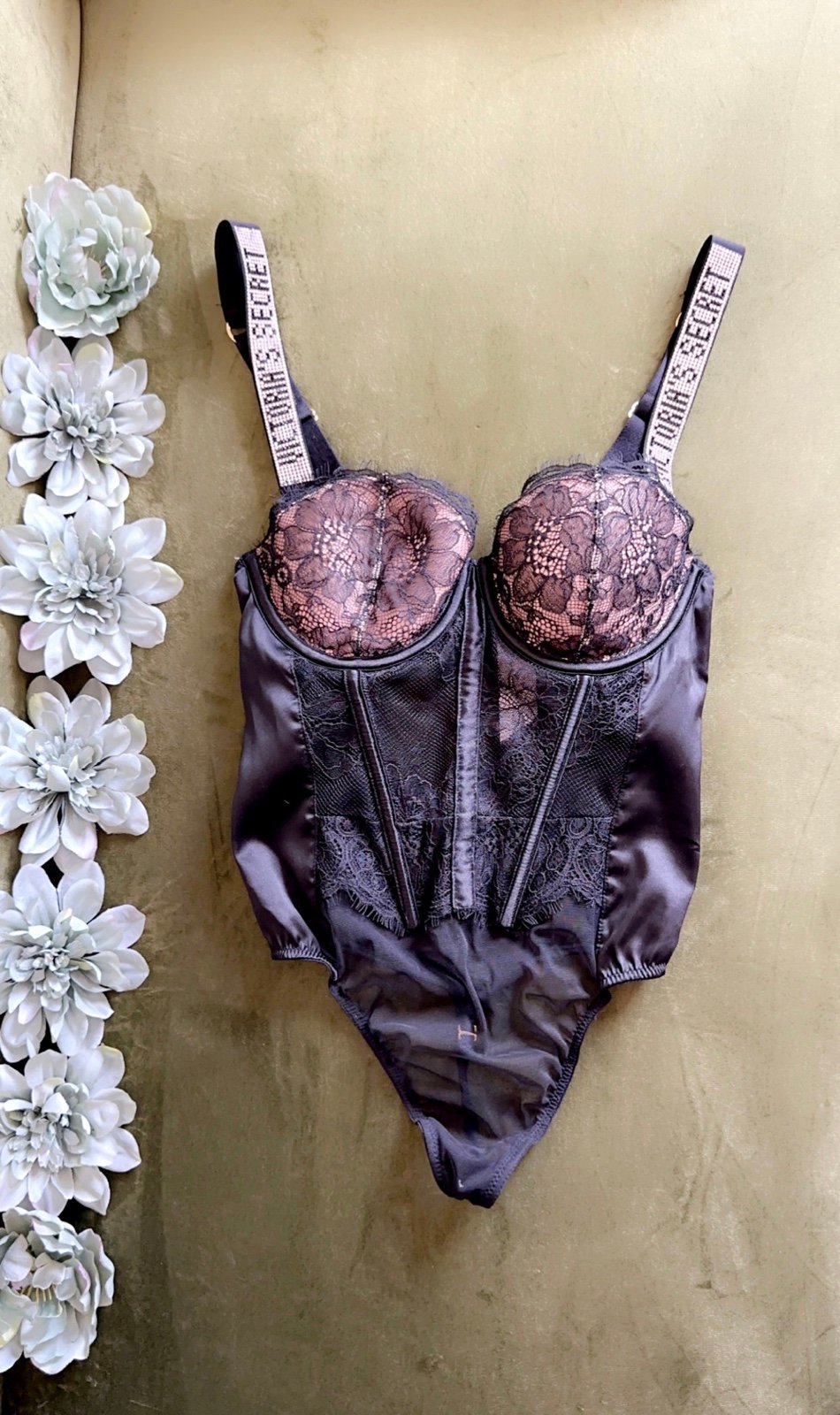 VICTORIA’S SECRET TEDDY