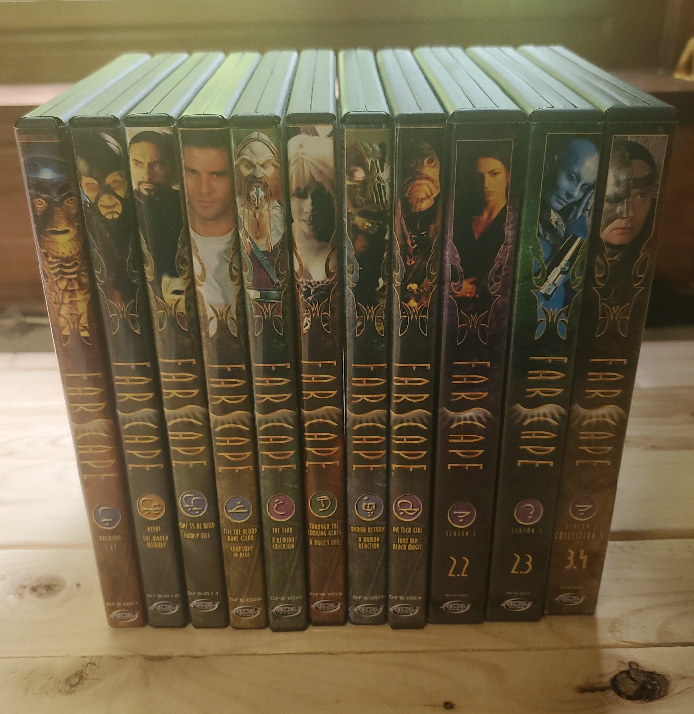 FARSCAPE TV Series DVD Lot