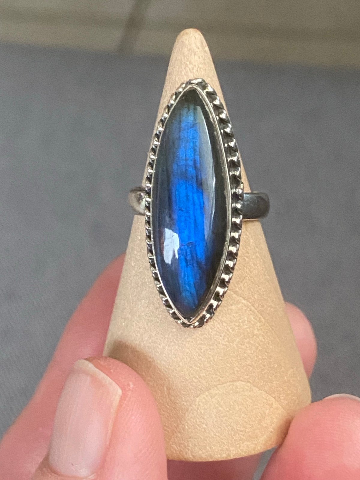 Blue Flash Marquise Labradorite Ring Sterling Silver 925 Rope Bezel Design 7