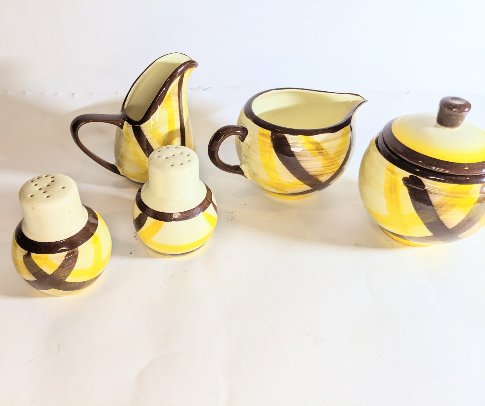 Vernonware organdie salt pep cream sugar syrup