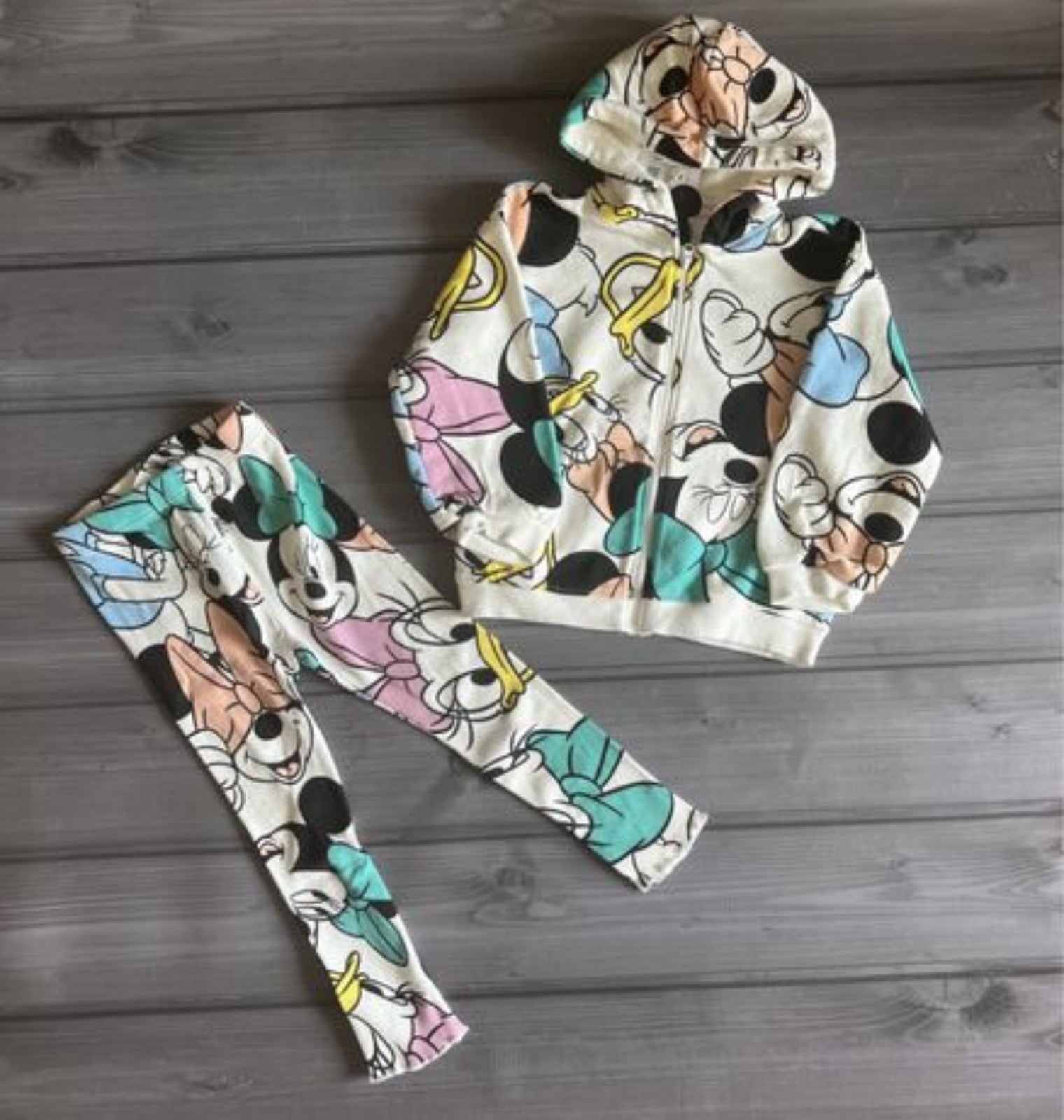 Girls disney tracksuit shop