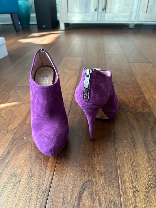 Vince Camuto booties