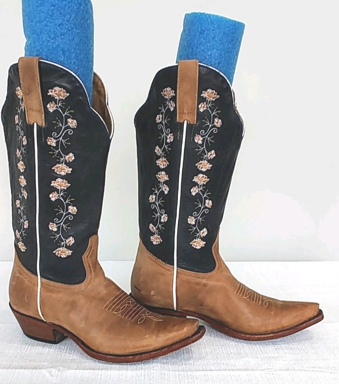 Women's Rodeo Drive Size 8.5 Flowered Embroidered Pointed Toe Cowgirl Boots