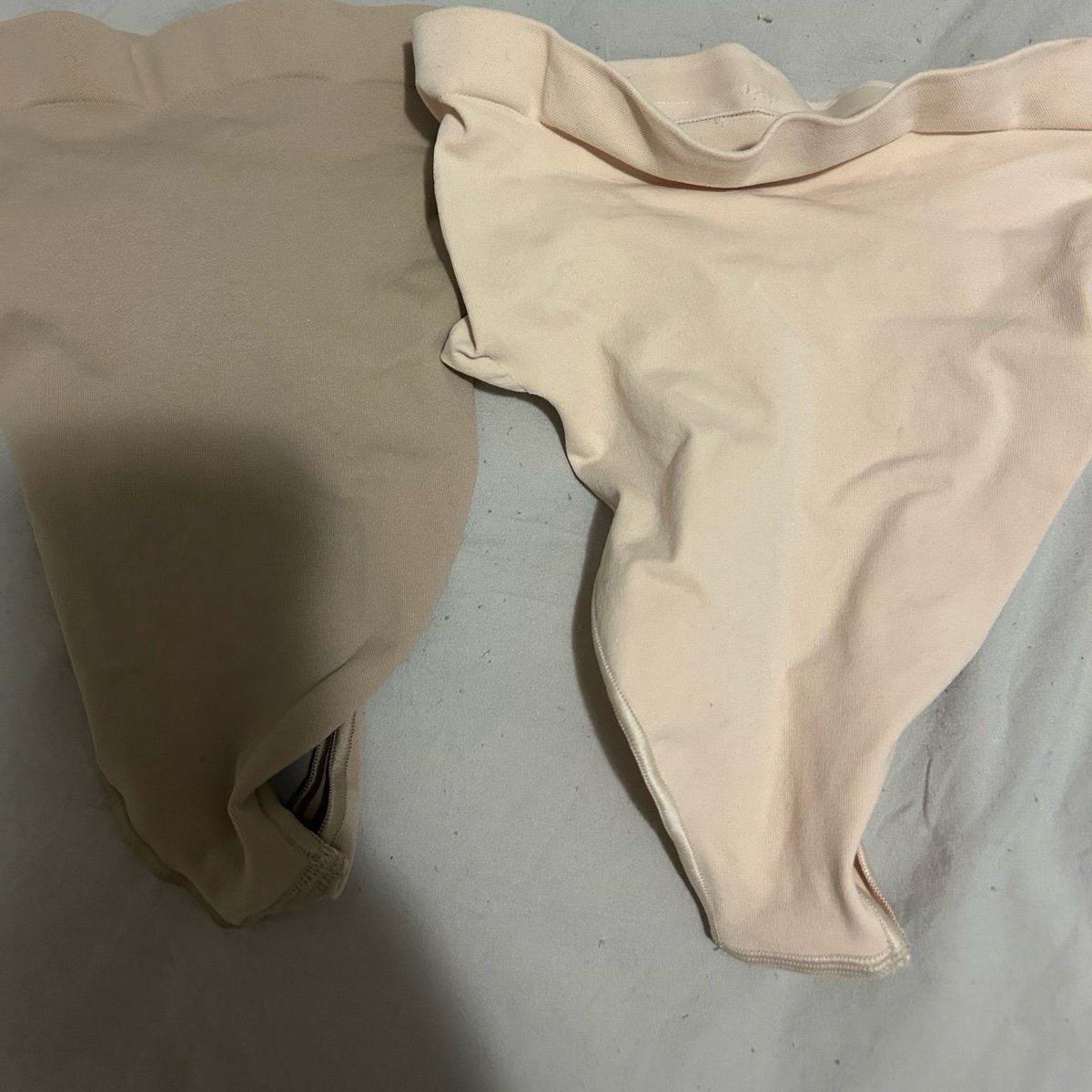 Skims shapewear 2 pairs