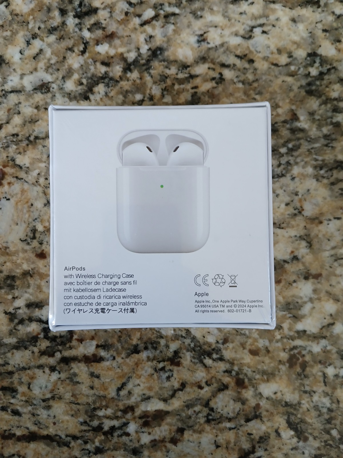 Apple Airpods new in box