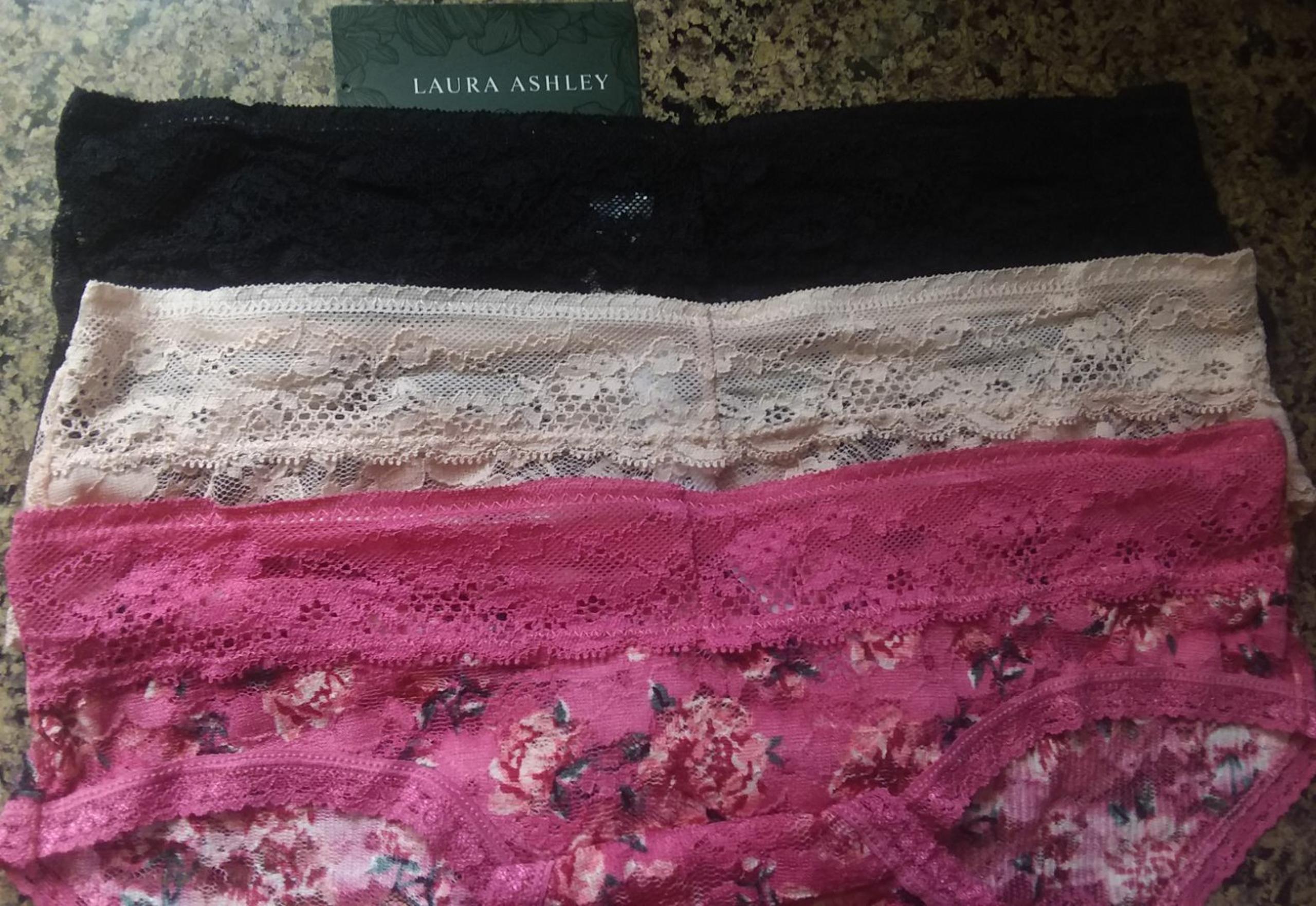 Laura Ashley women 3pcs lace pantie.